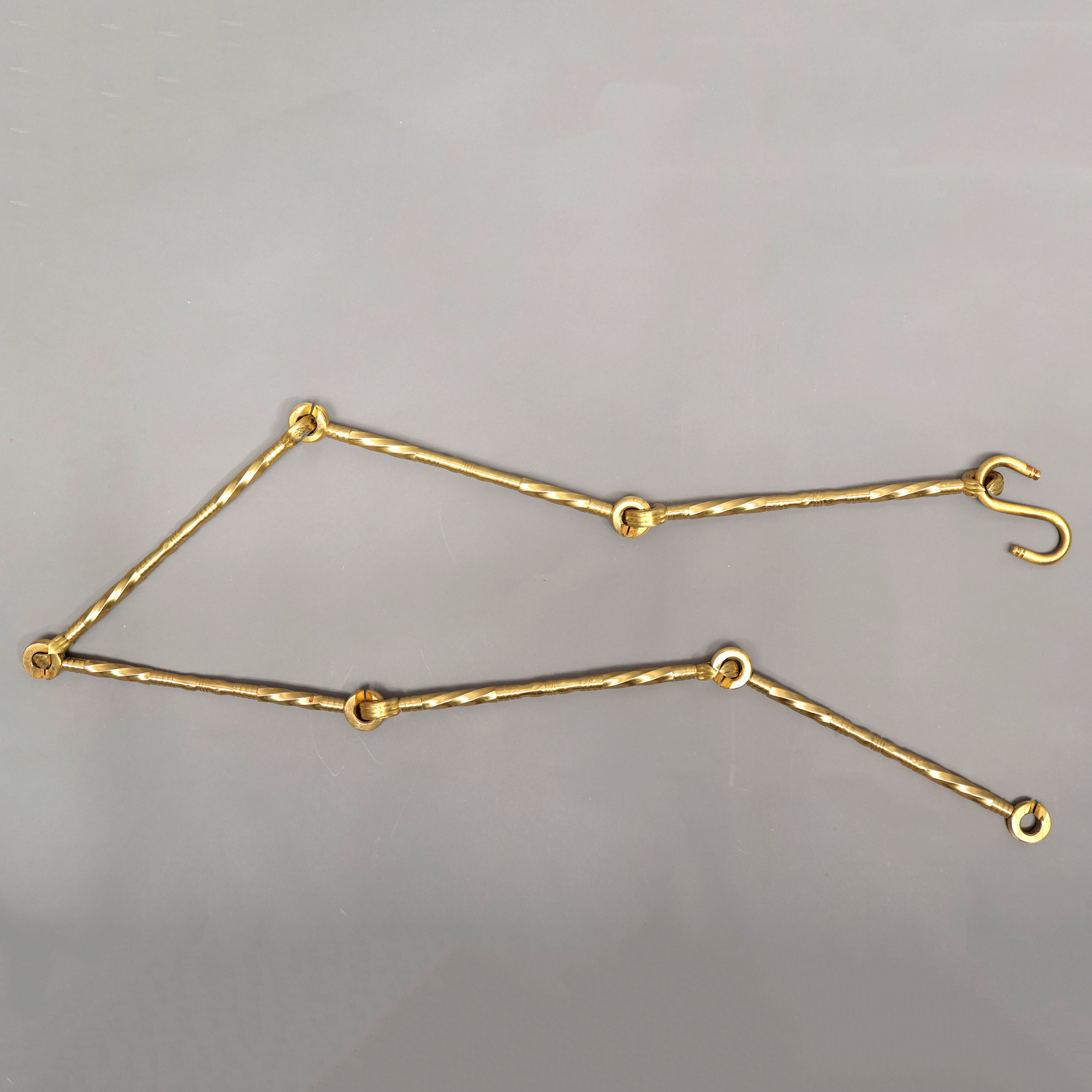 (5ft x 4 pc) Simple Brass Chain Chain