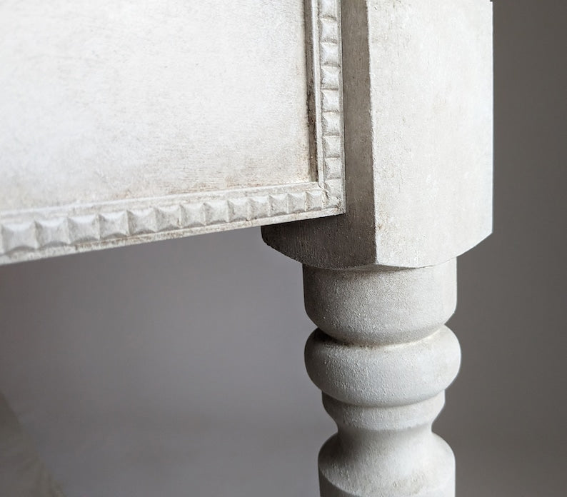 Ornate Baroque Console Table with Carved Details - Luxury White Finish Console Table