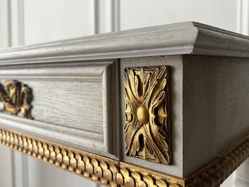 Elegant French Provincial Console Table with Ornate Carved Details Console Table