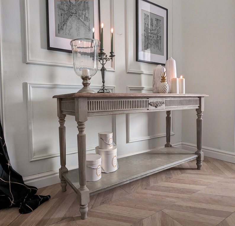 Two-Tier Console Table with Fluted Frieze, Central Medallion and Lower Shelf Console Table