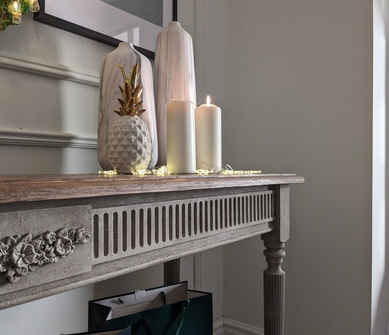 Two-Tier Console Table with Fluted Frieze, Central Medallion and Lower Shelf Console Table