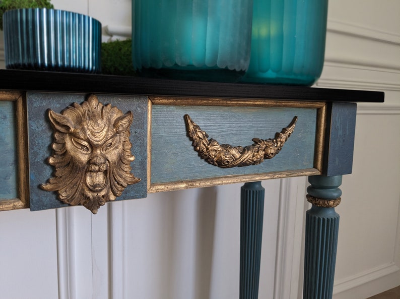 Majestic Teal Console Table - Lion Head Design with Gold Accents Console Table