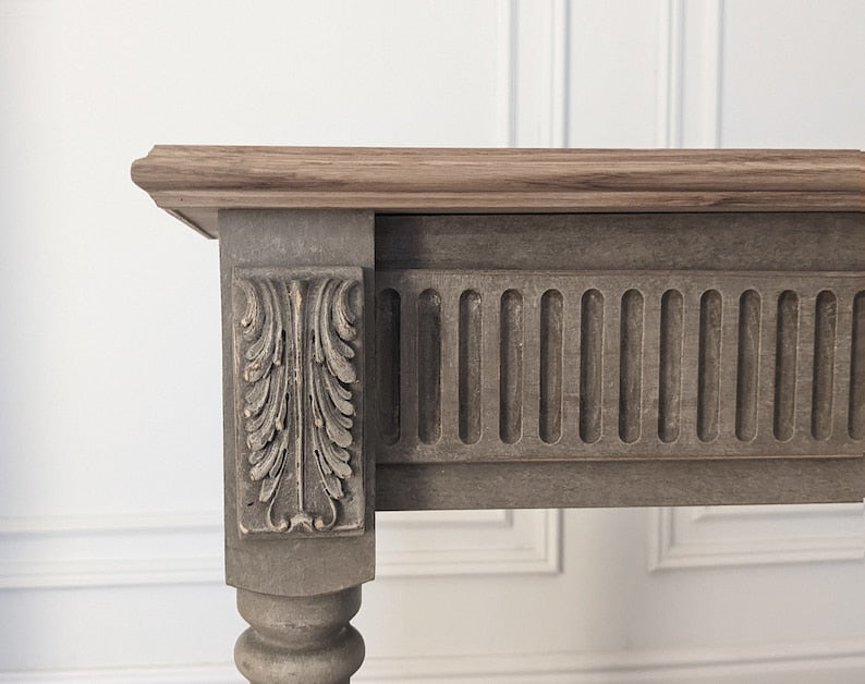 Elegant White Console Table - Hand-Carved French Provincial Design Console Table