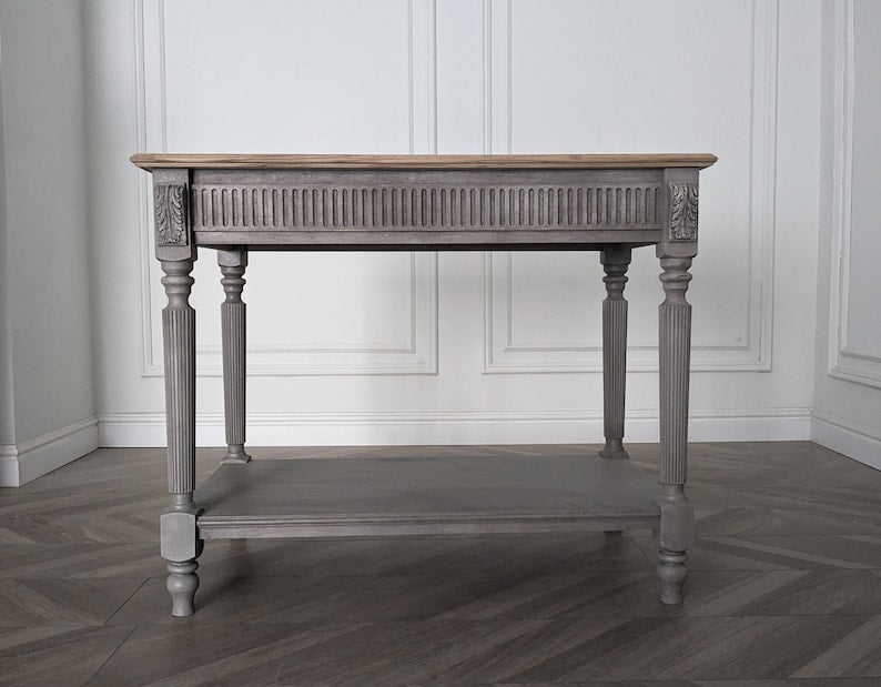 Elegant White Console Table - Hand-Carved French Provincial Design Console Table