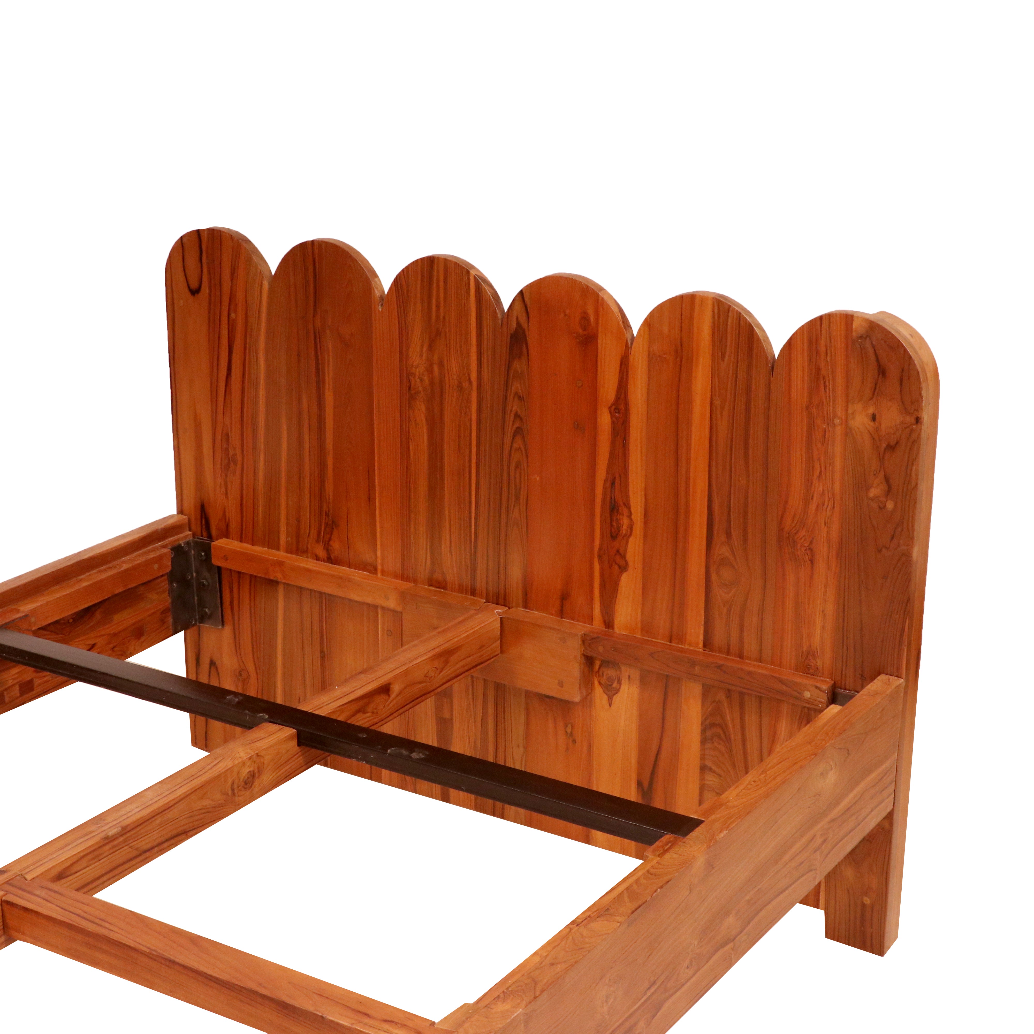 Retro Classic Natural Handmade Elegant Wooden Bed for Home Bed