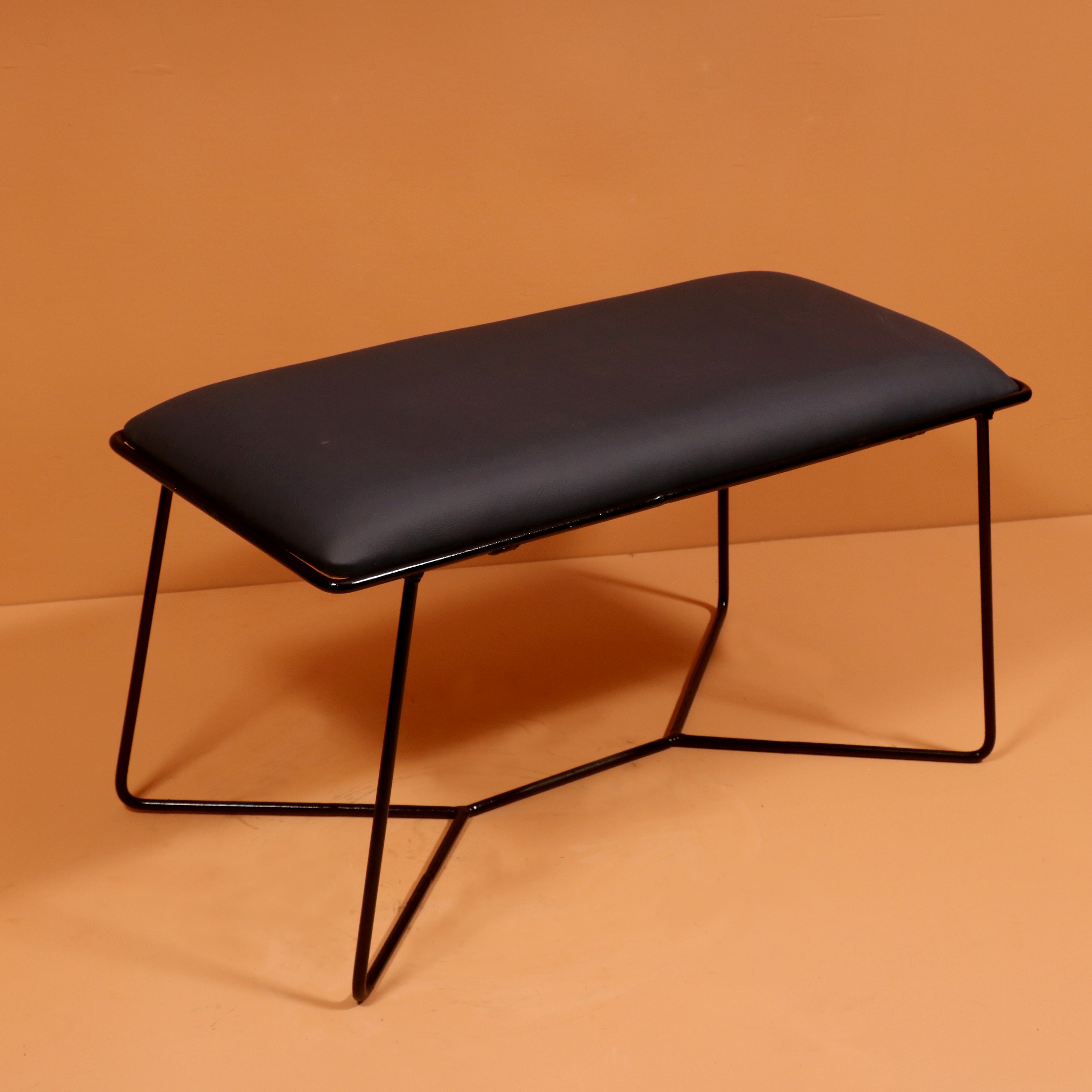 Outward Facing Rectangular Seat (Large (33 x 16 x 18 Inch)) Bench