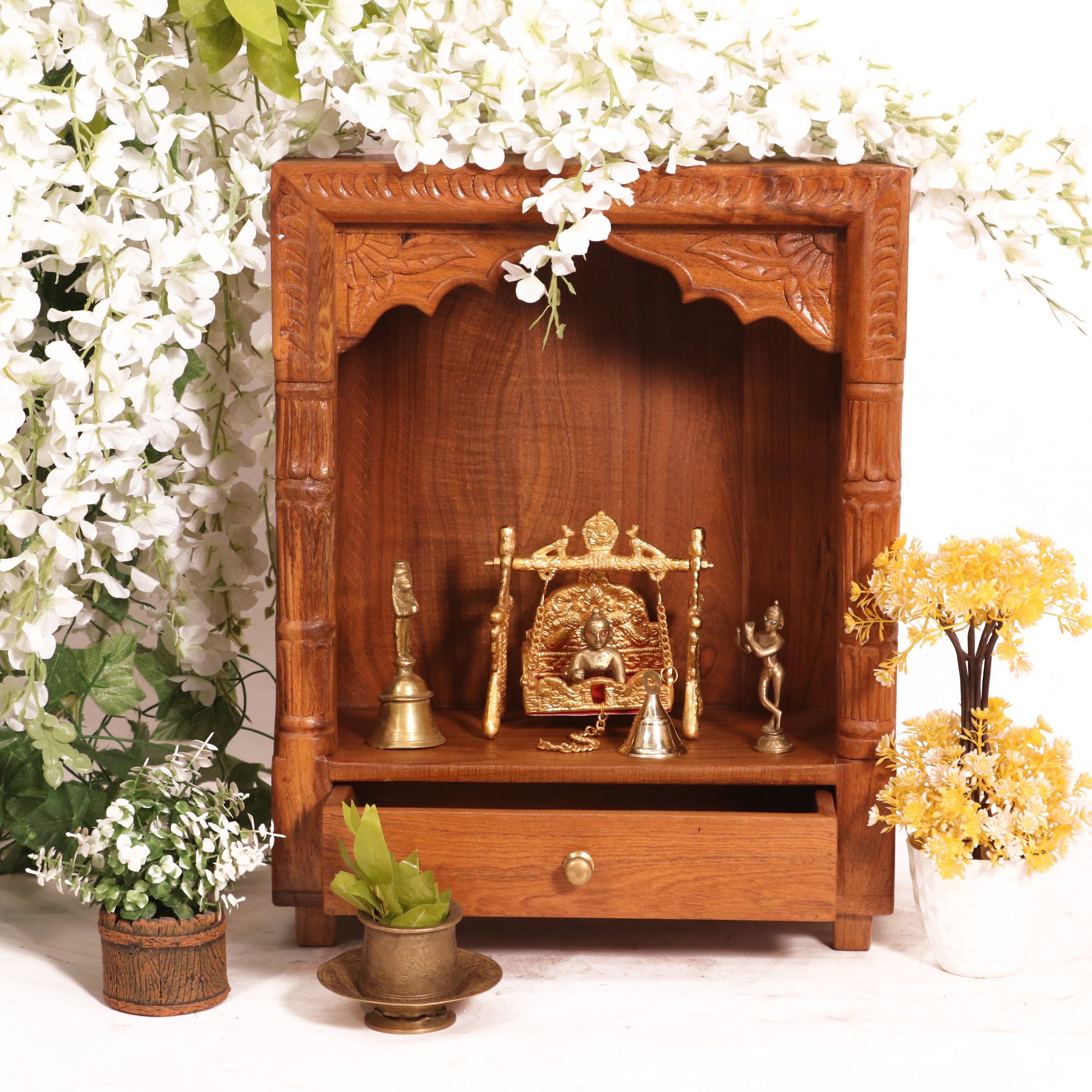 Heritage Design Compact Solid Wooden Temple Temple