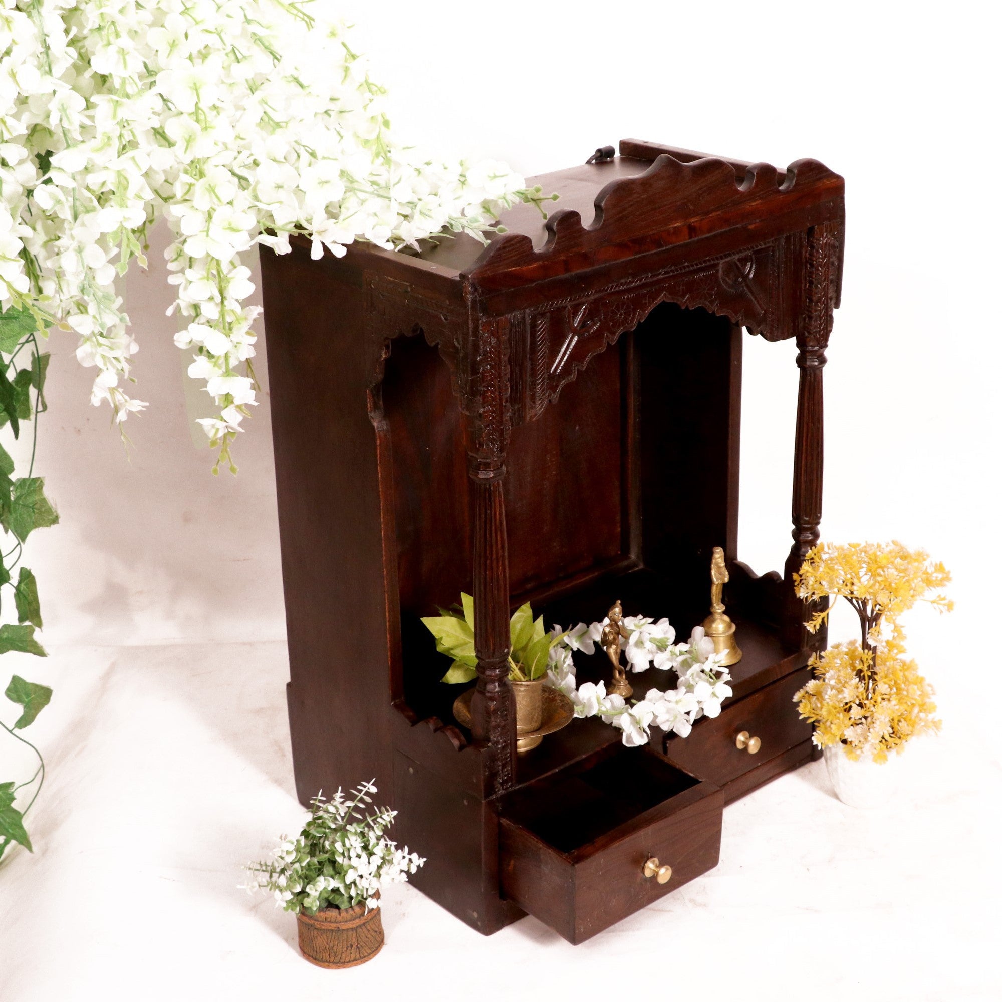 Wooden Antique Style Temple Temple