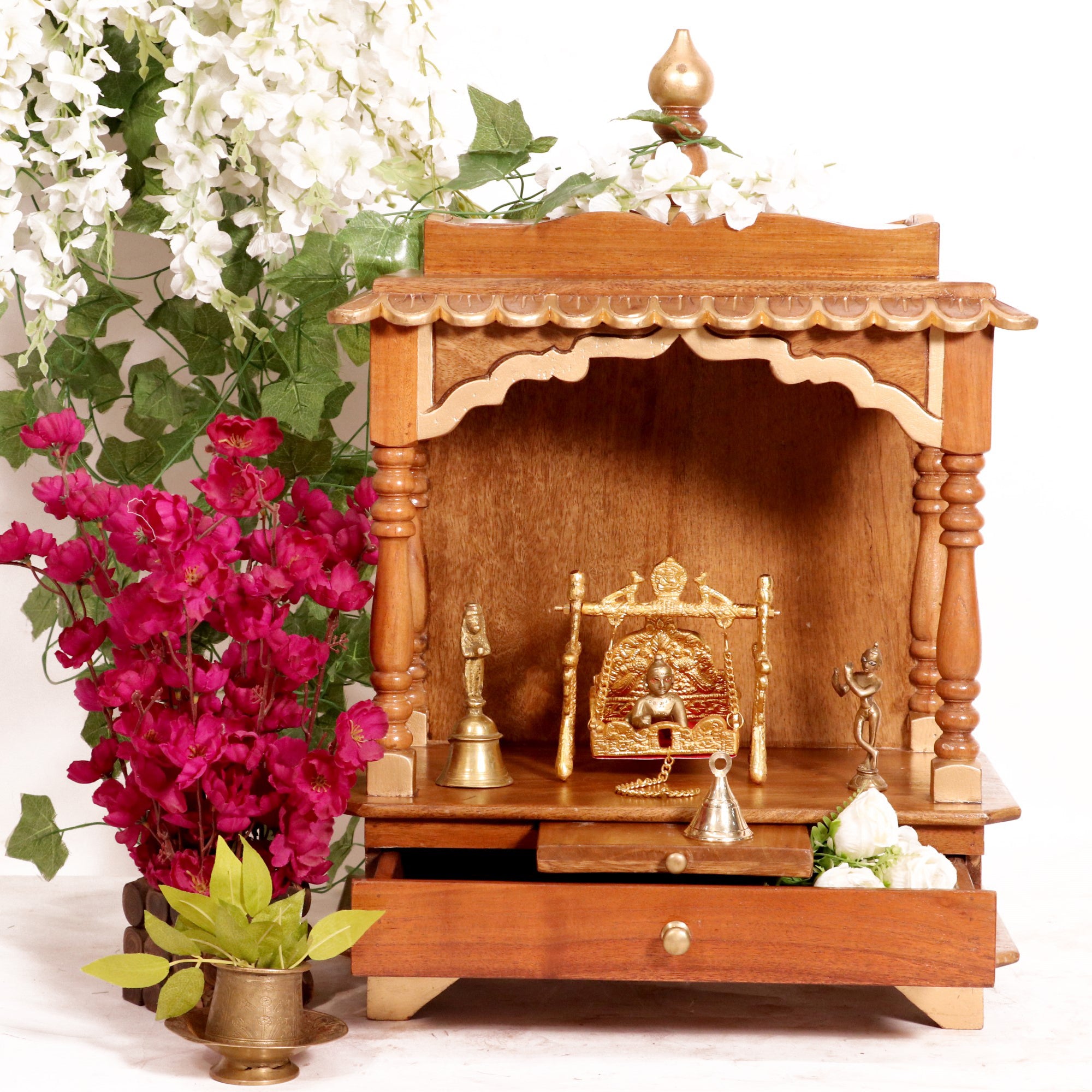 Wooden Wide Royal Temple Temple