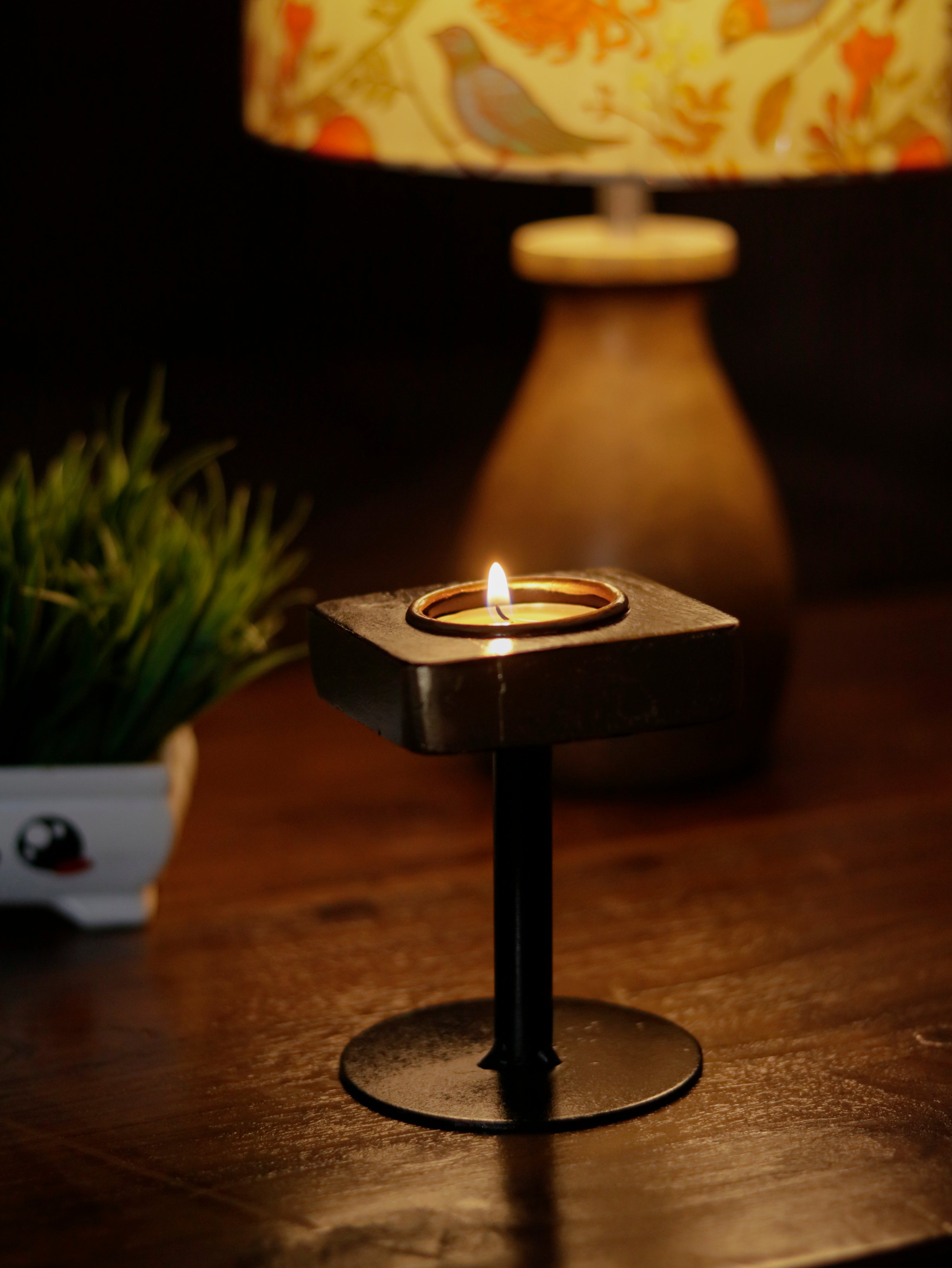 Delight Unique Golden Black Wooden Candle Stand Set Candle Holder