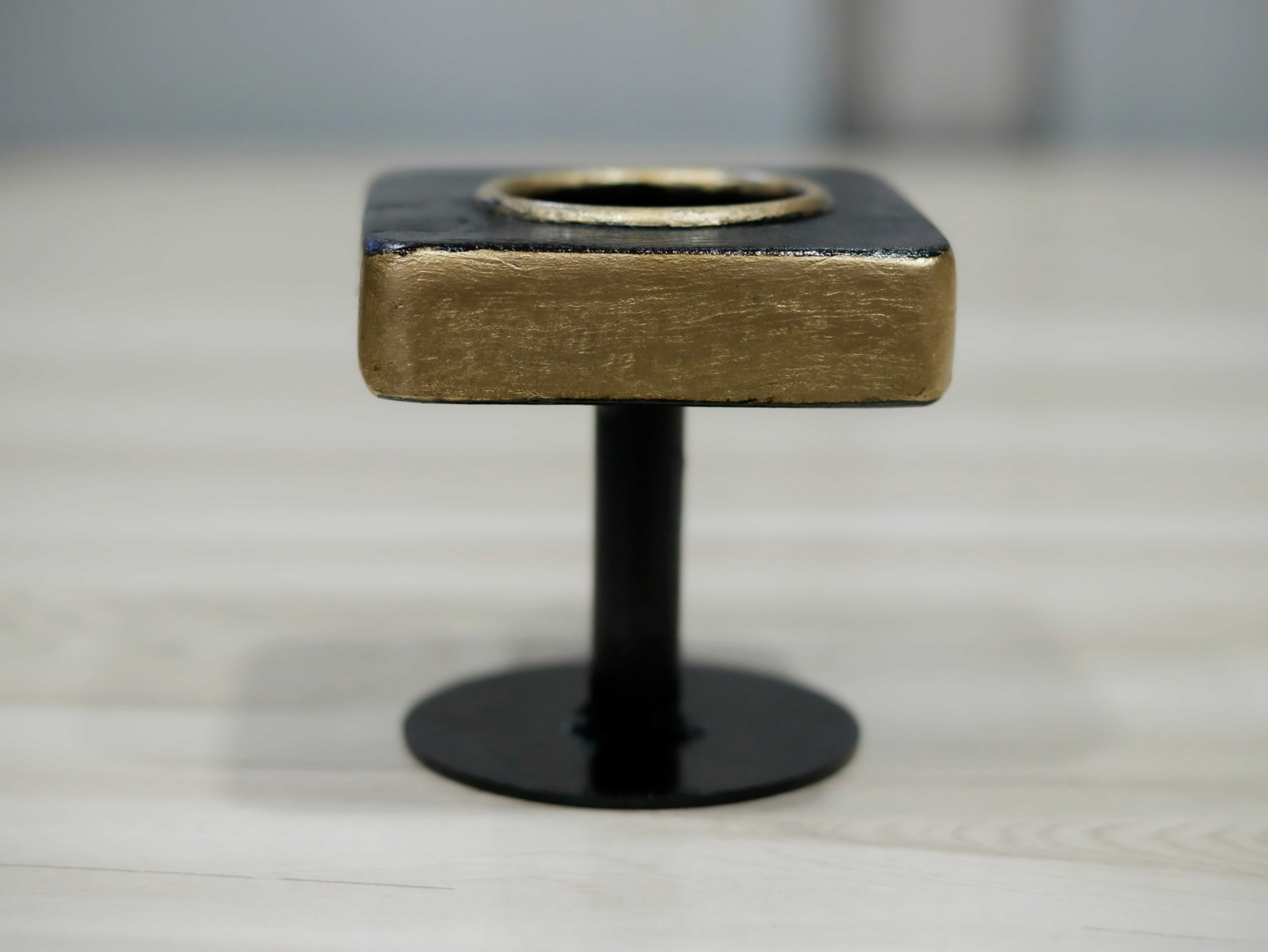 Vintage Neo Golden Black Wooden Candle Stand Set Candle Holder