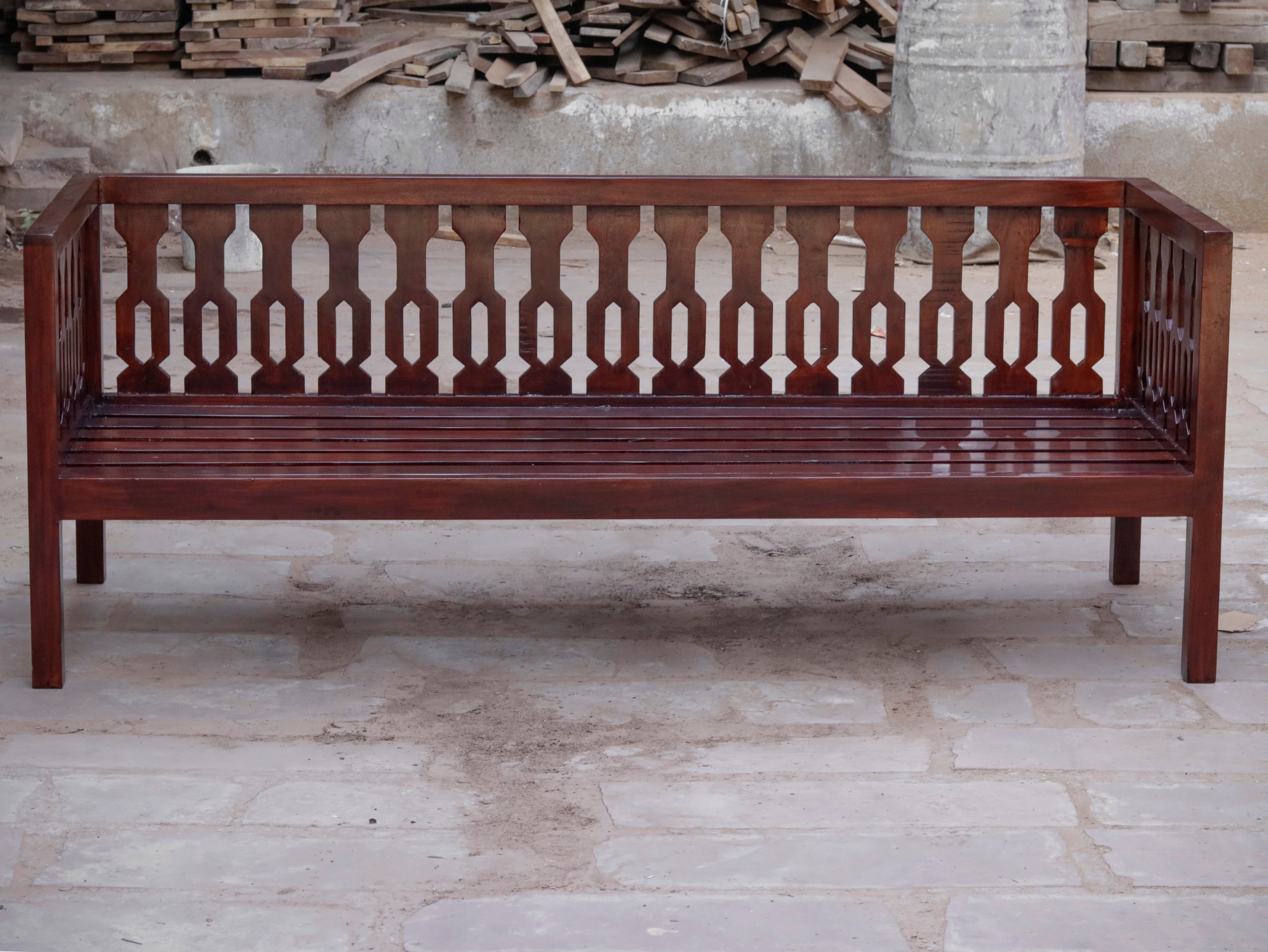Vintage Classic Mahogany Finish Handmade Wooden Daybed Sofa Sofa