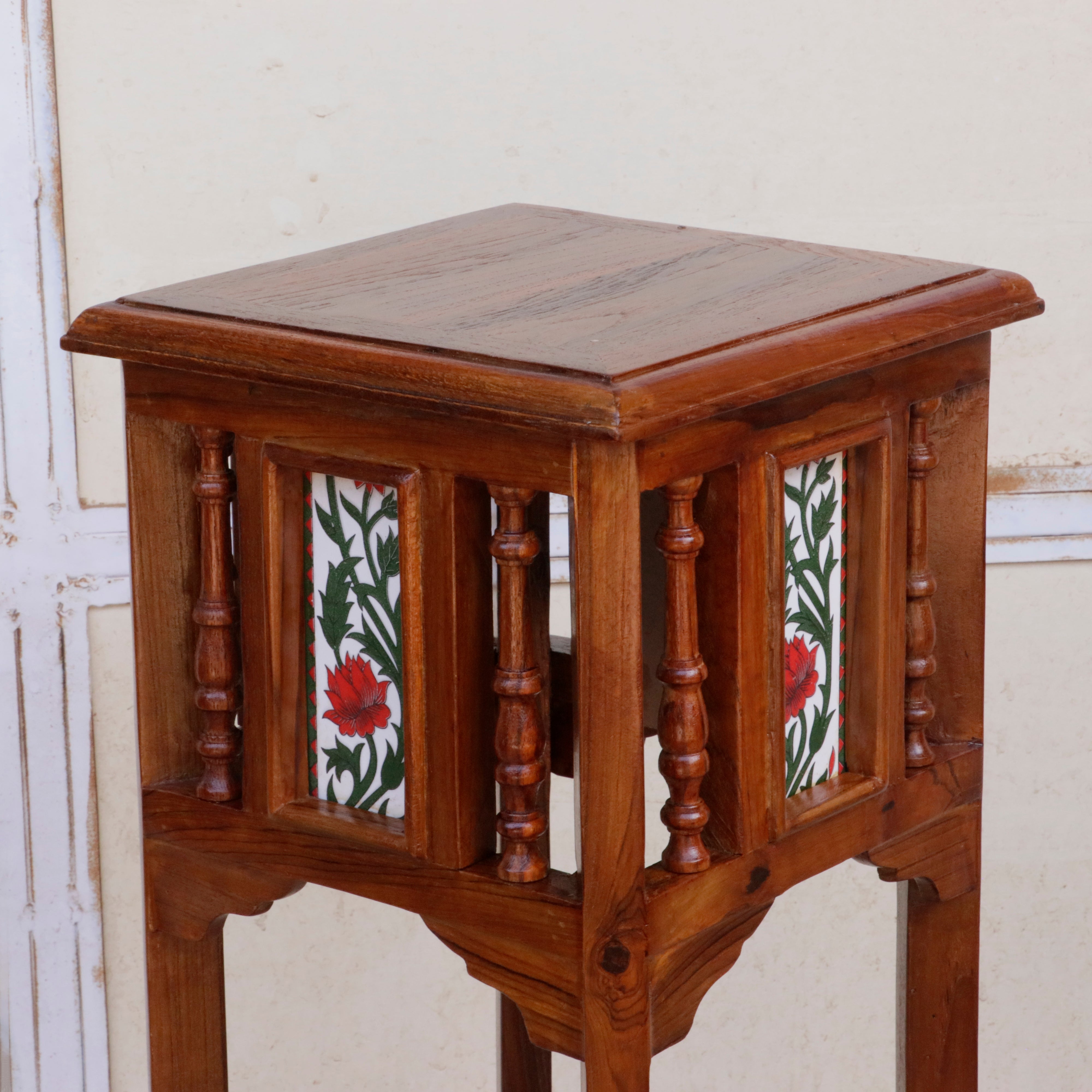 Classic Tiled End Table (11 x 11 x 36 Inch) End Table