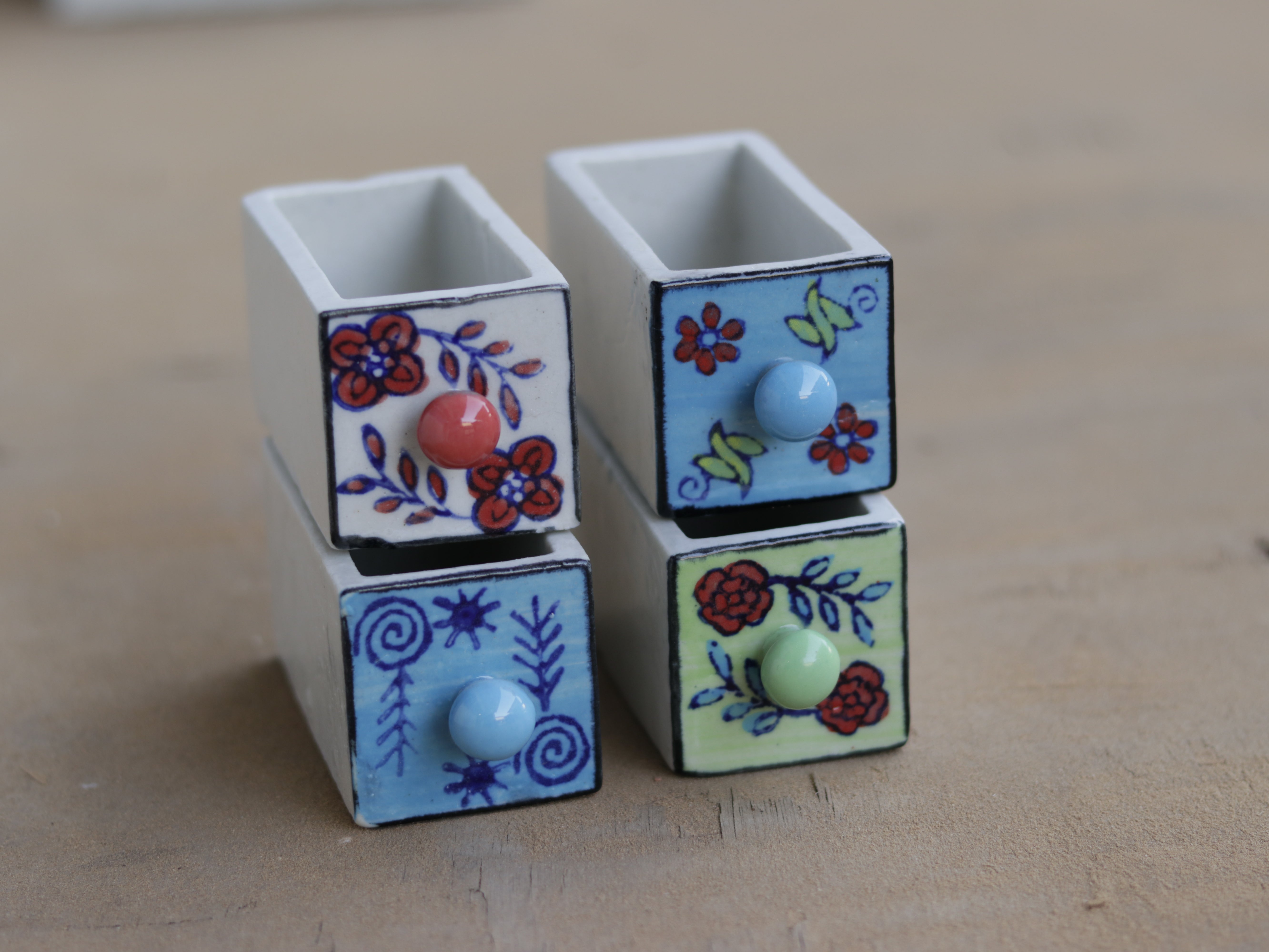 Unique Light Flower Designed Multispace Cramic Drawer Ceramic Drawers