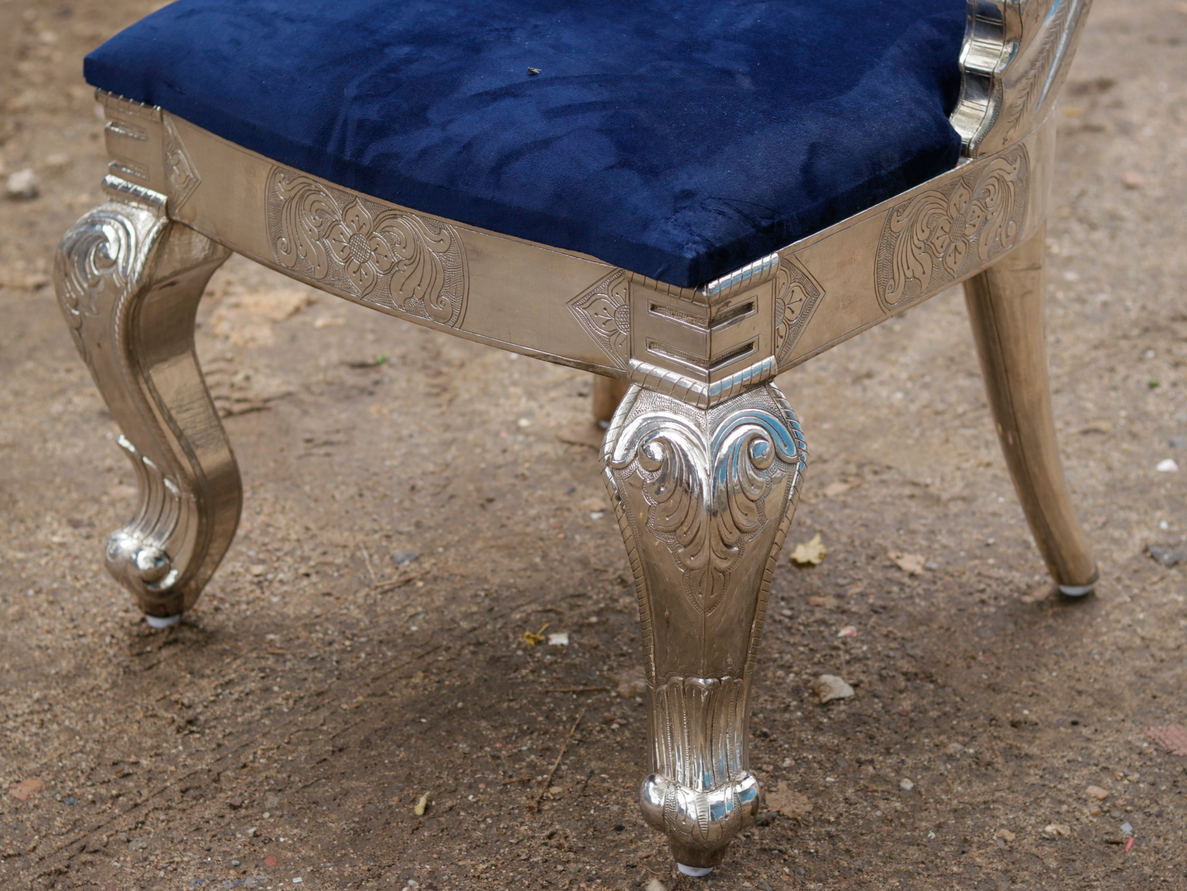 White metal Fitted royal Maharaja Chair Silver Finishing Sofa