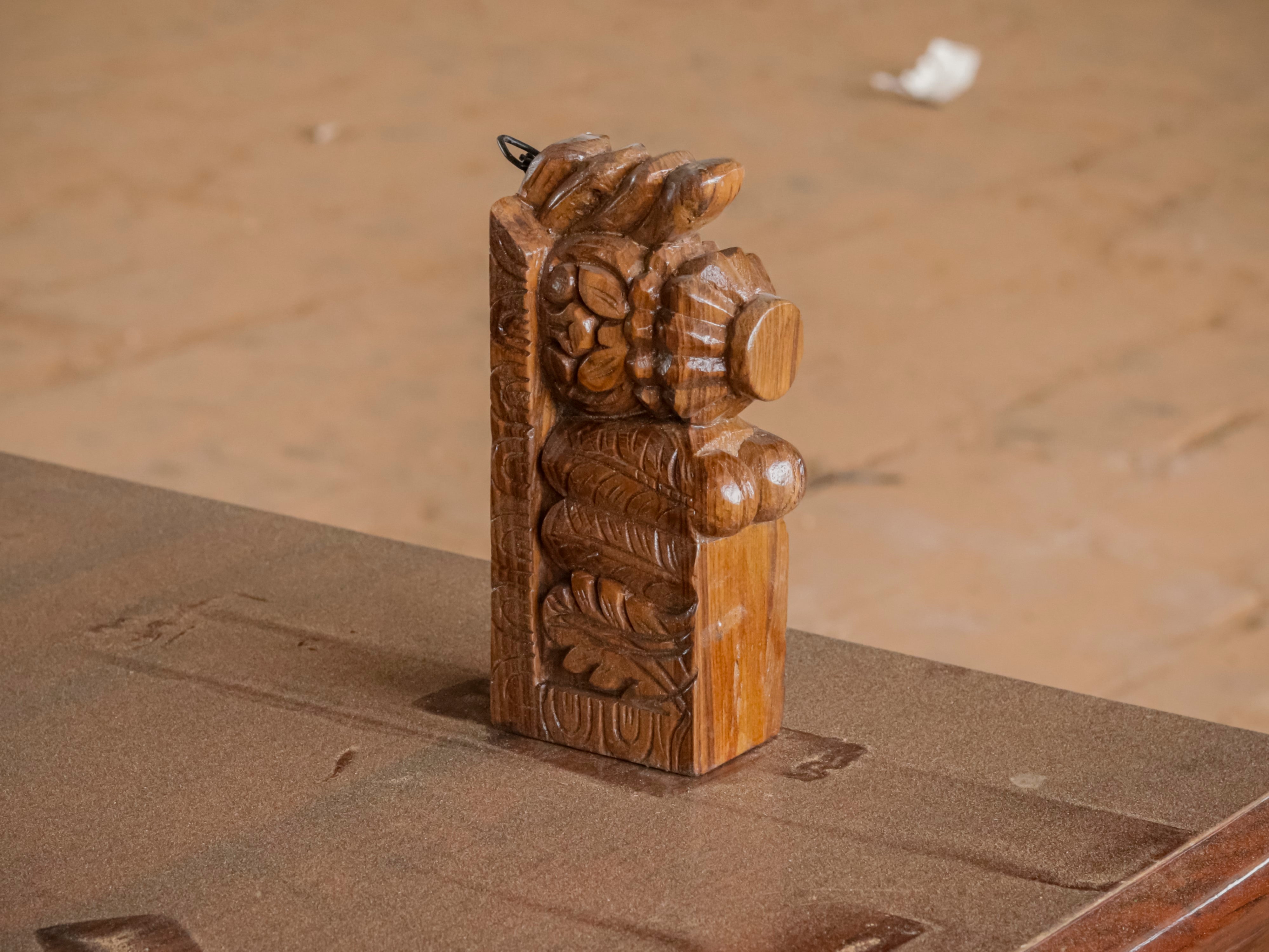 Wooden classical traditional door bracket Door Bracket