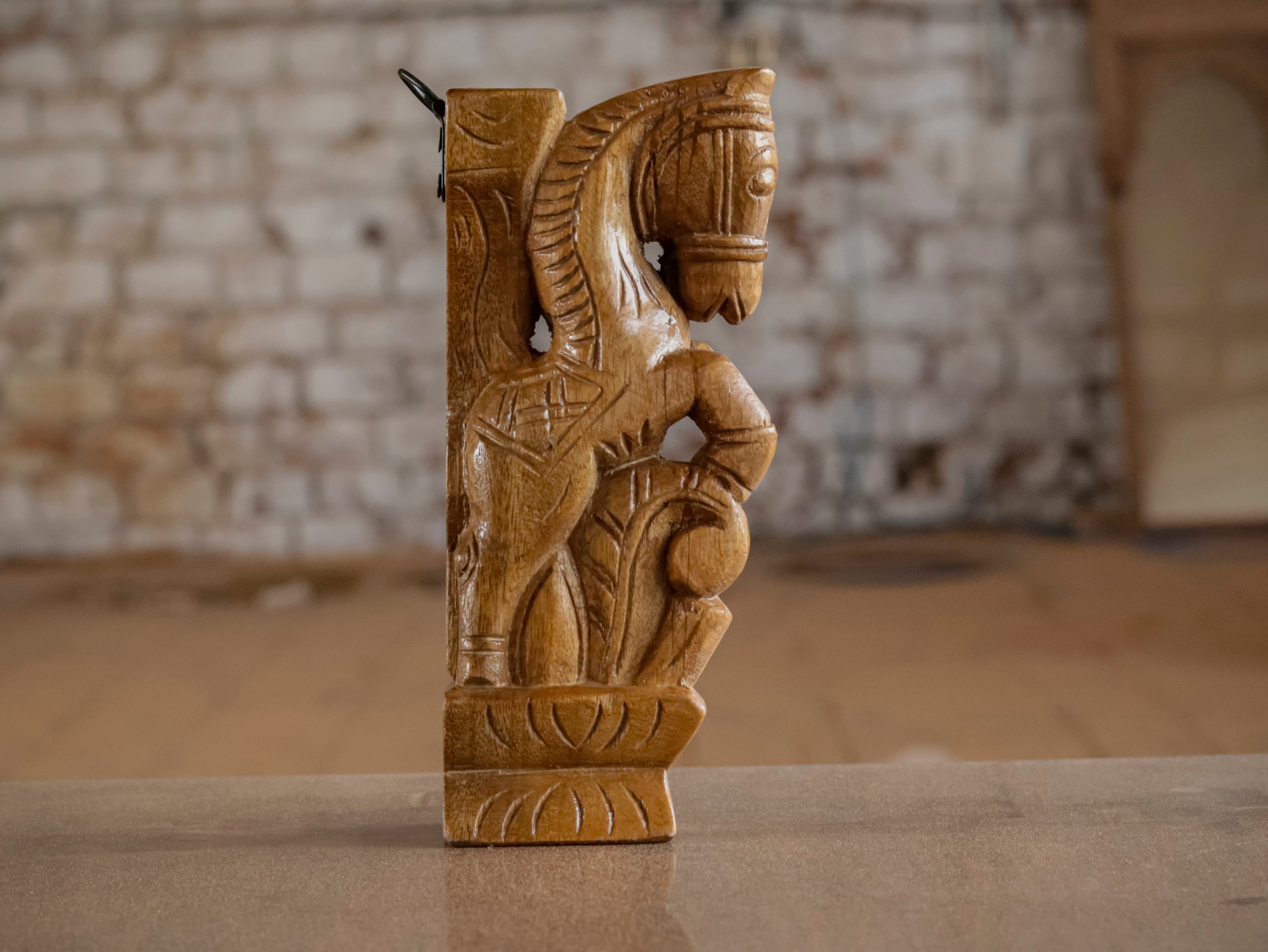 Wooden Playing Horse Door Bracket Door Bracket