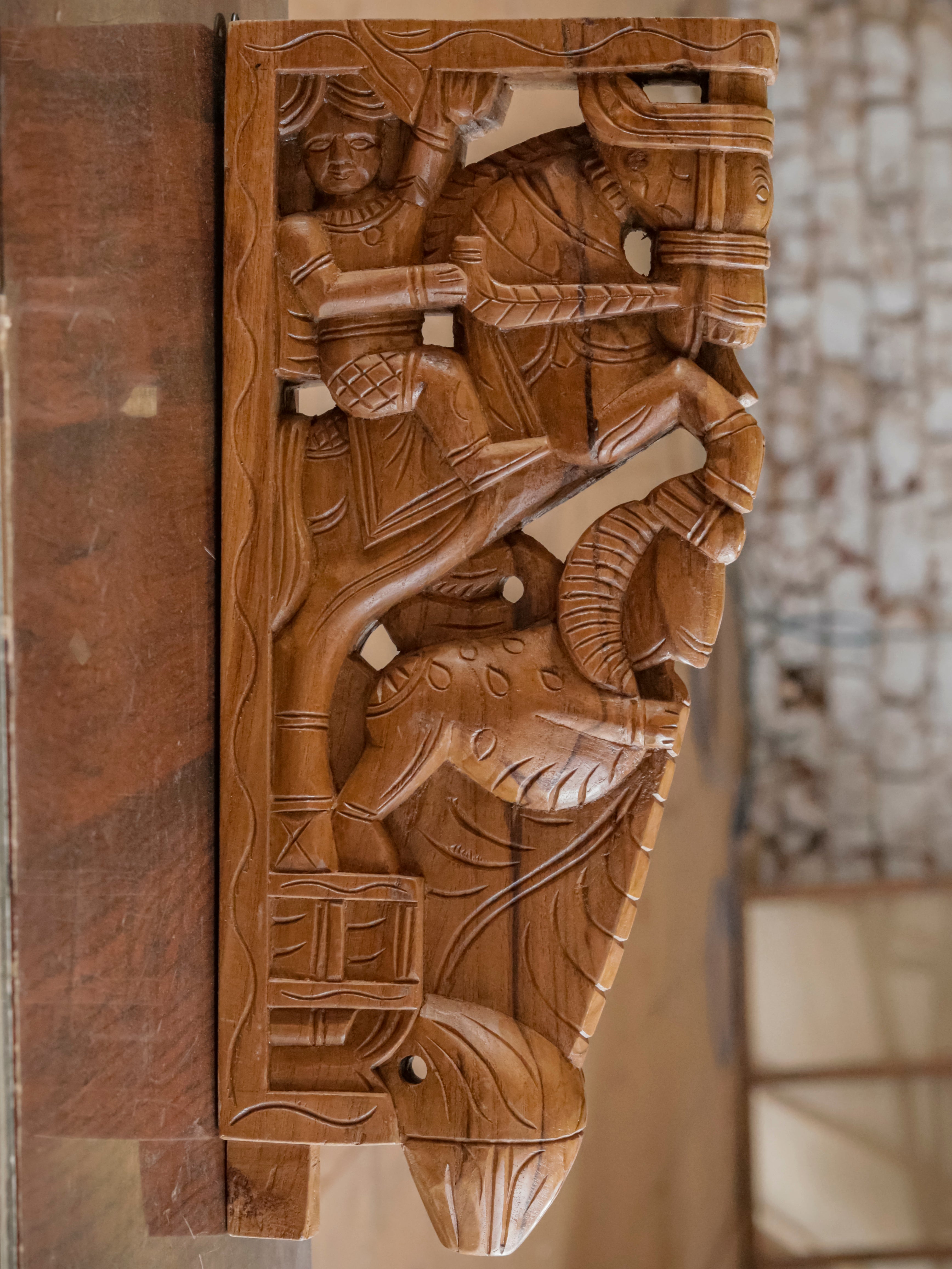Wooden Horse and Yali 1 feet Depiction Door Bracket Door Bracket