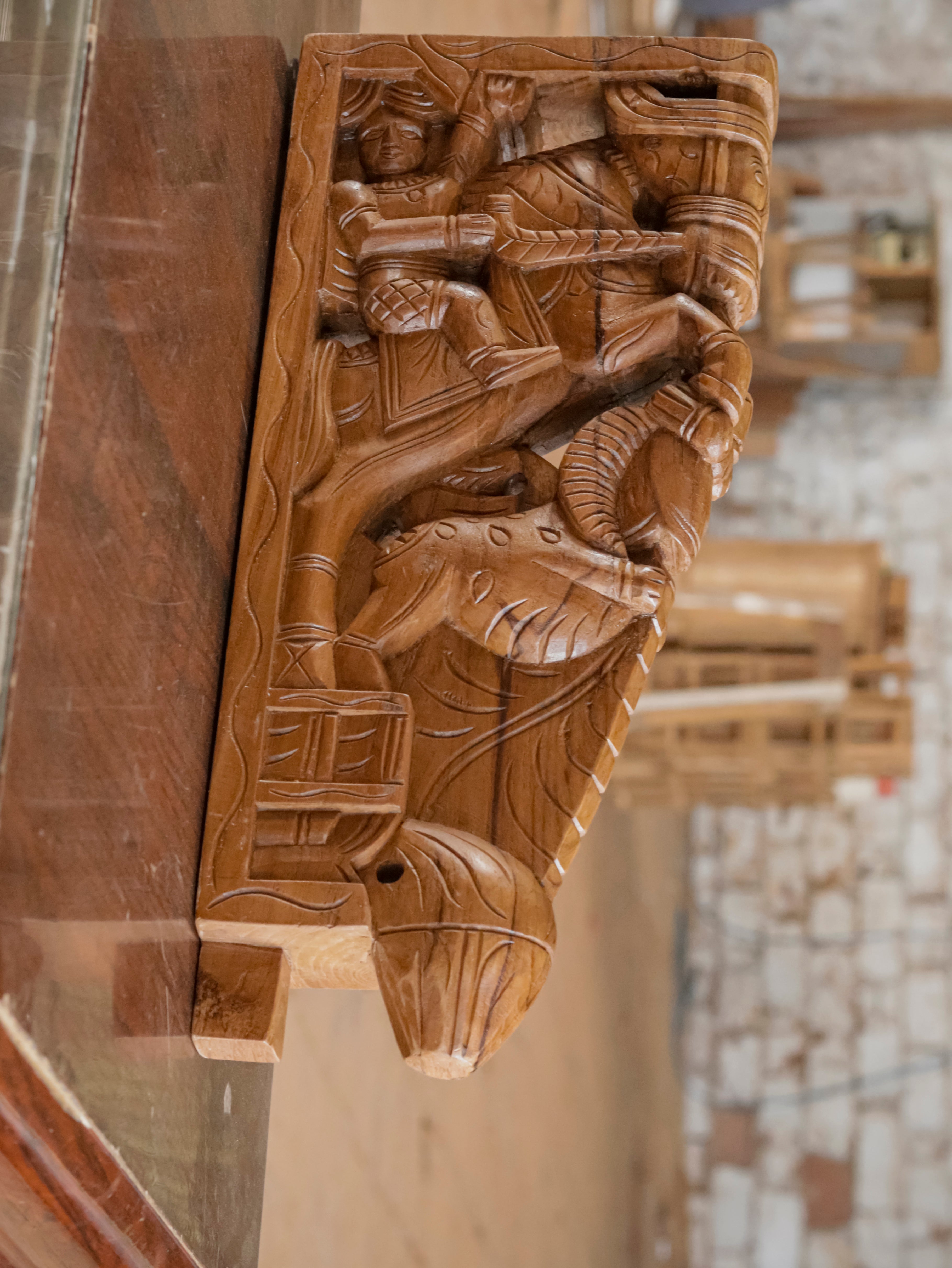 Wooden Horse and Yali 1 feet Depiction Door Bracket Door Bracket