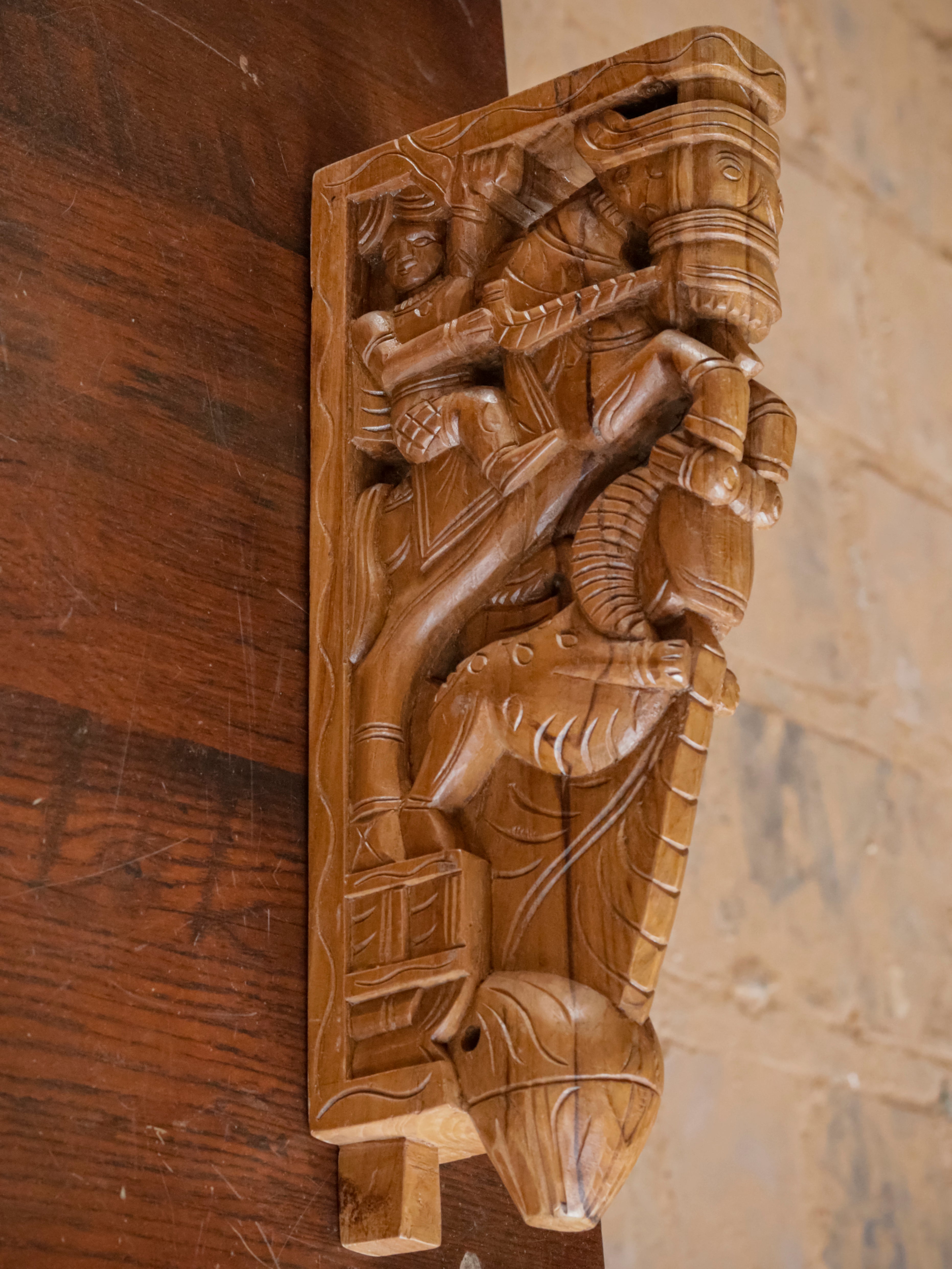 Wooden Horse and Yali 1 feet Depiction Door Bracket Door Bracket