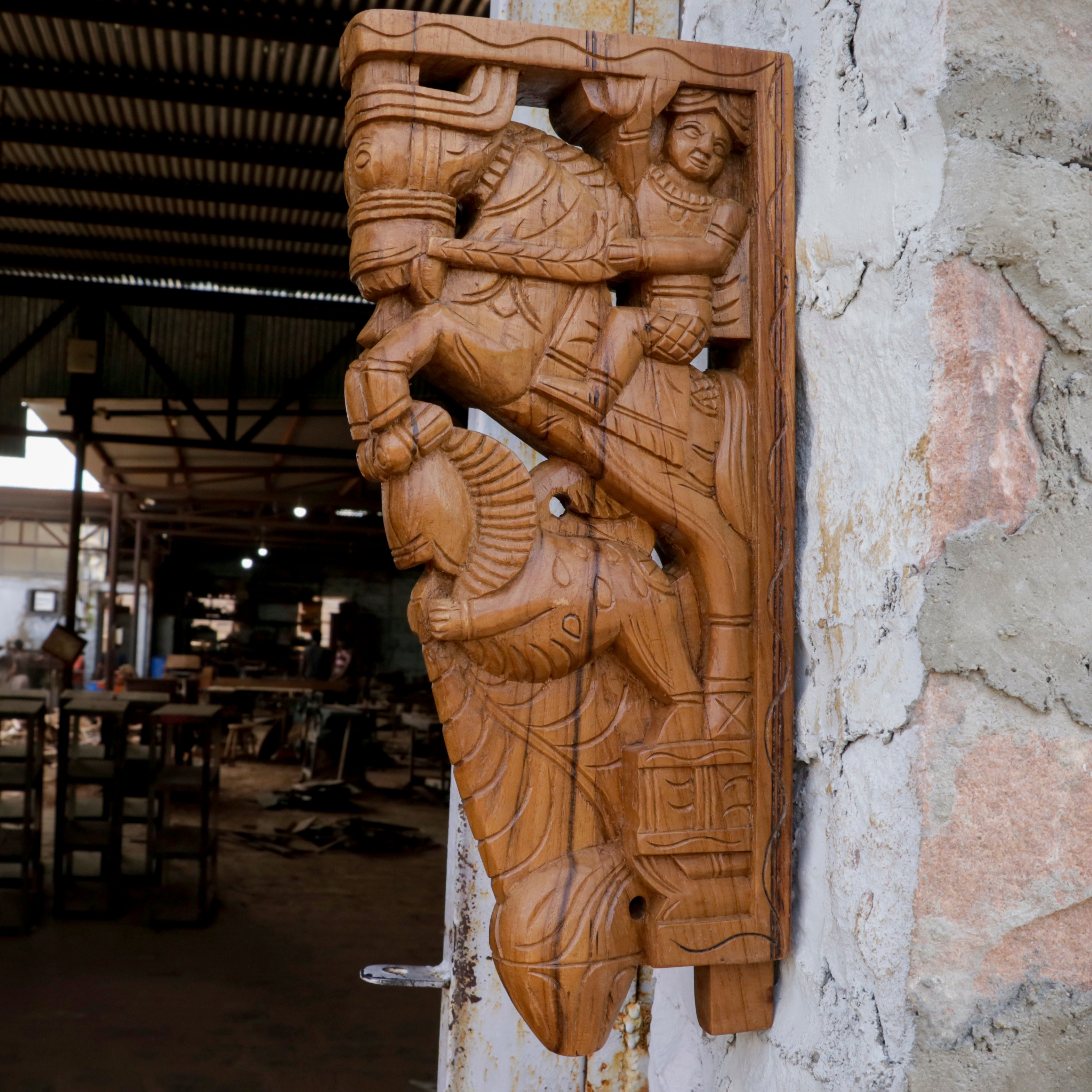 Wooden Horse and Yali 1 feet Depiction Door Bracket Door Bracket