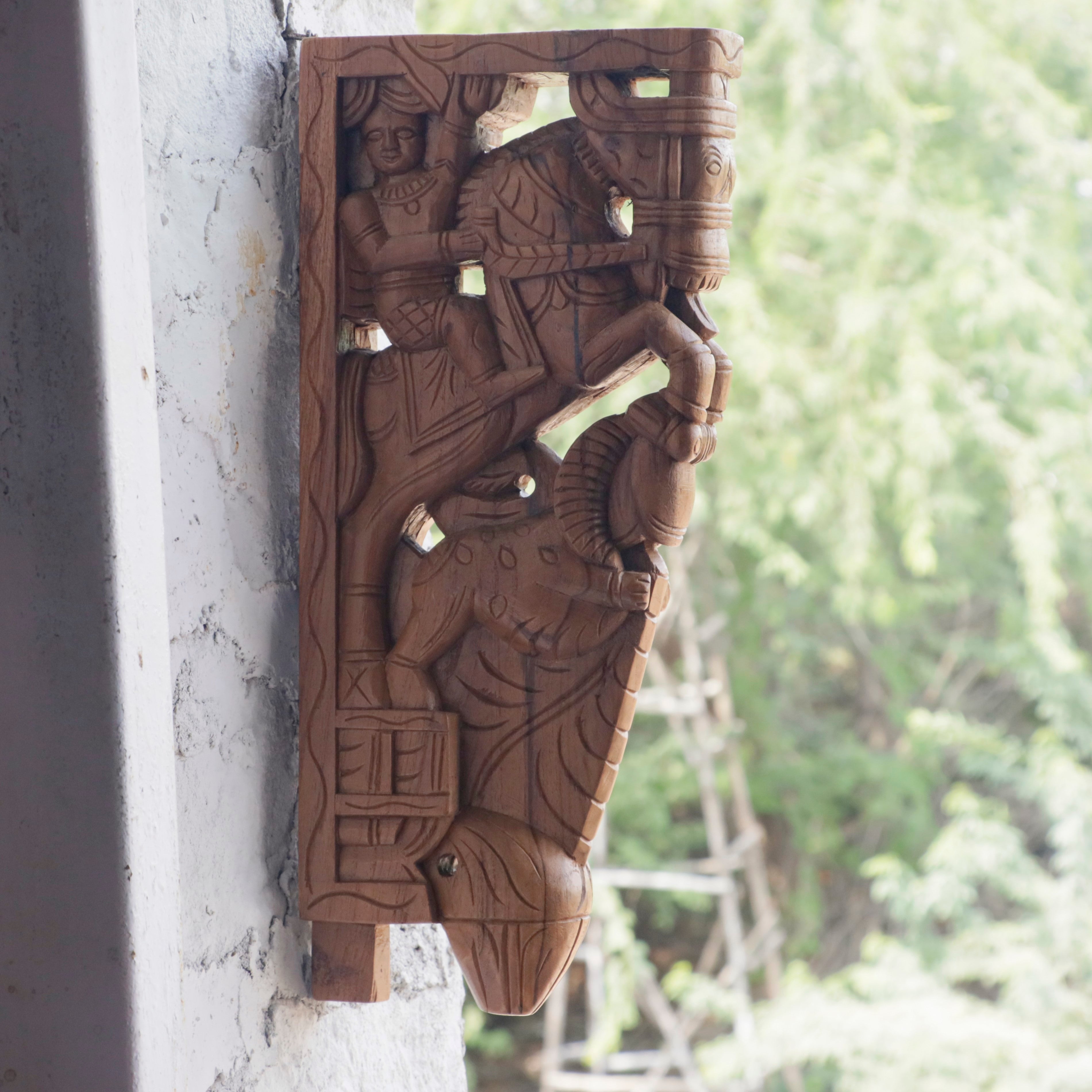 Wooden Horse and Yali 1 feet Depiction Door Bracket Door Bracket