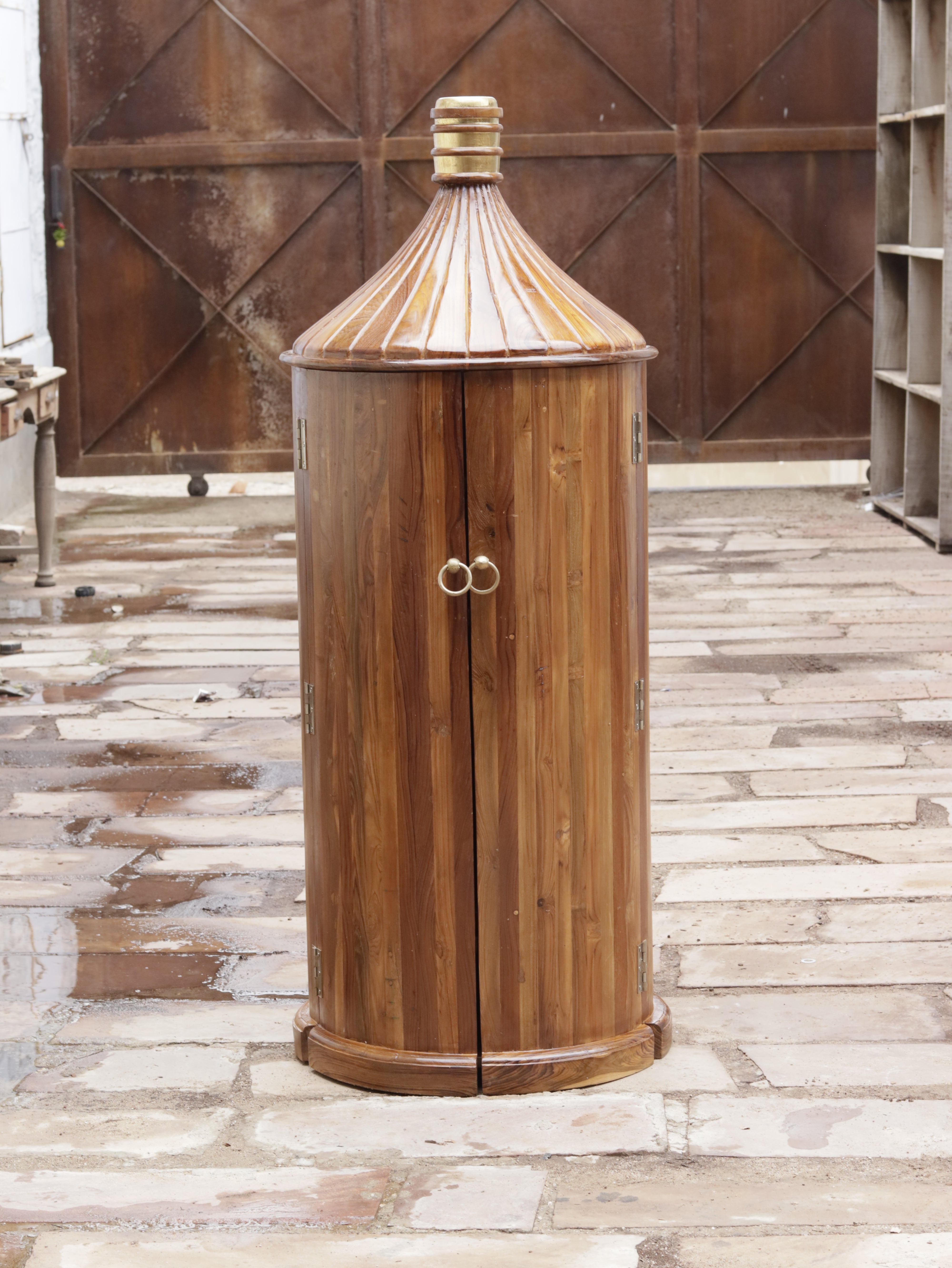 Melodious Plain Natural Brown Finished Wooden Handmade Bar Cabinet Bar Cabinet