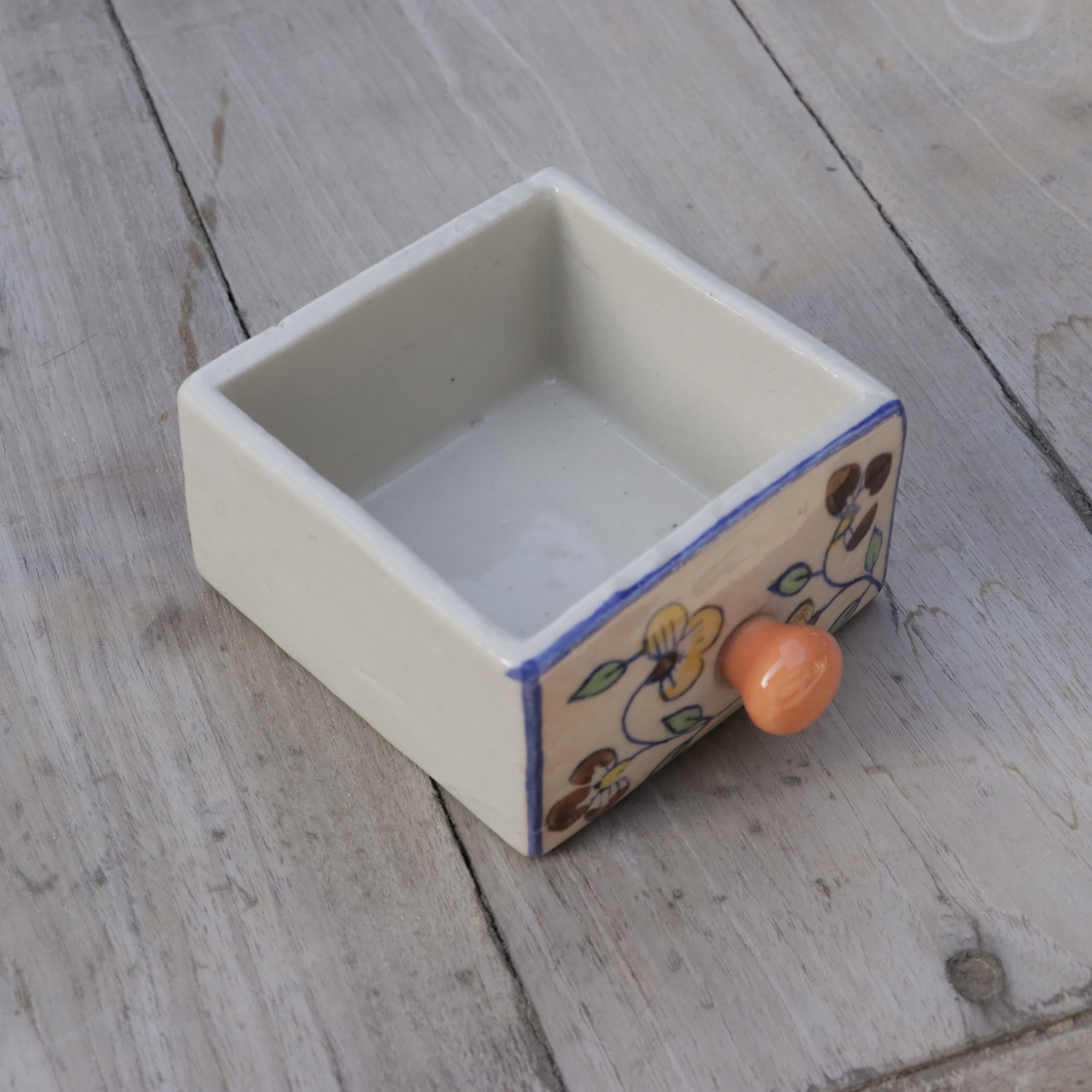 Aesthetic Rich Flowered Designed Multispace Ceramic Drawer Ceramic Drawers