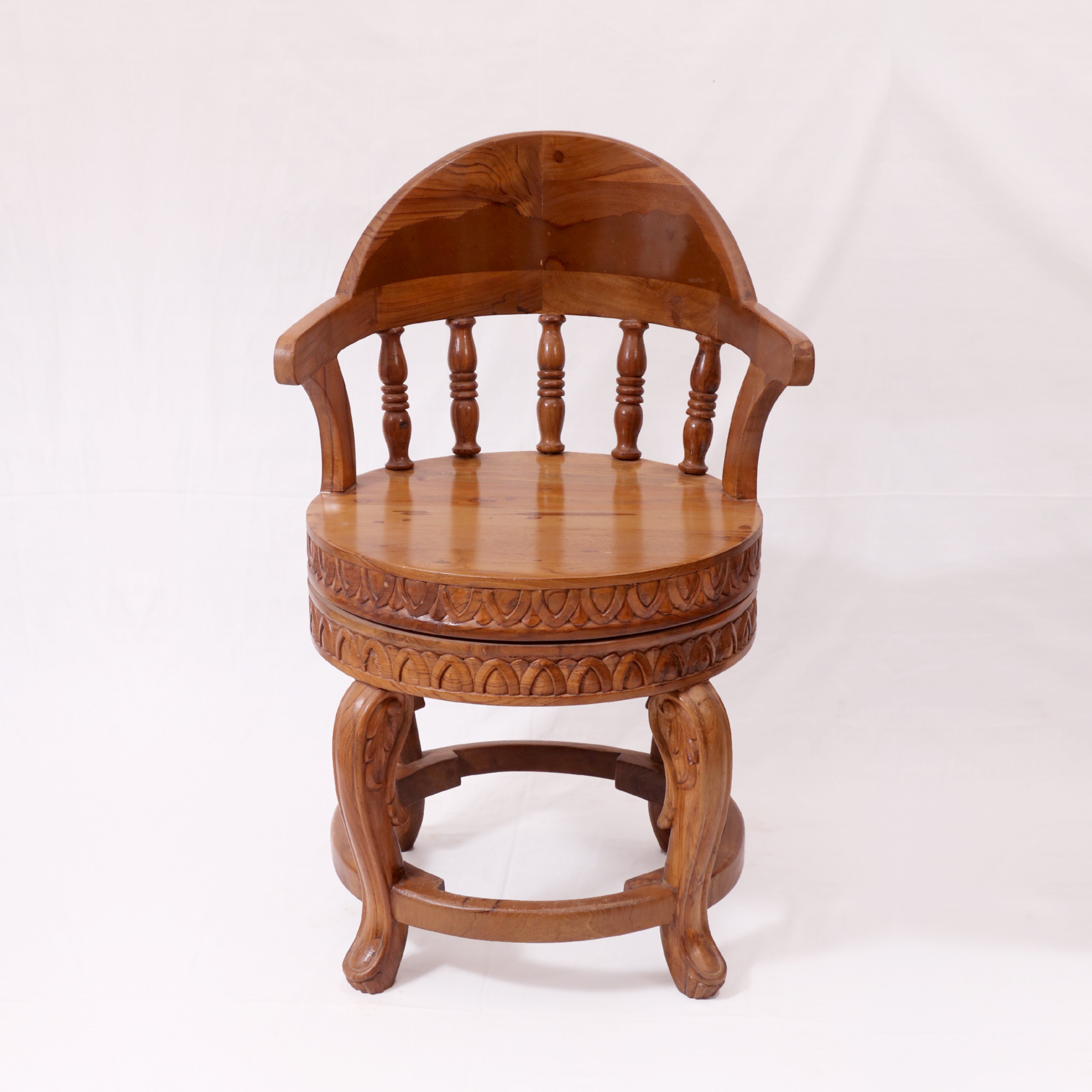 Classic Natural Finished Rounding Design Office Chair Arm Chair