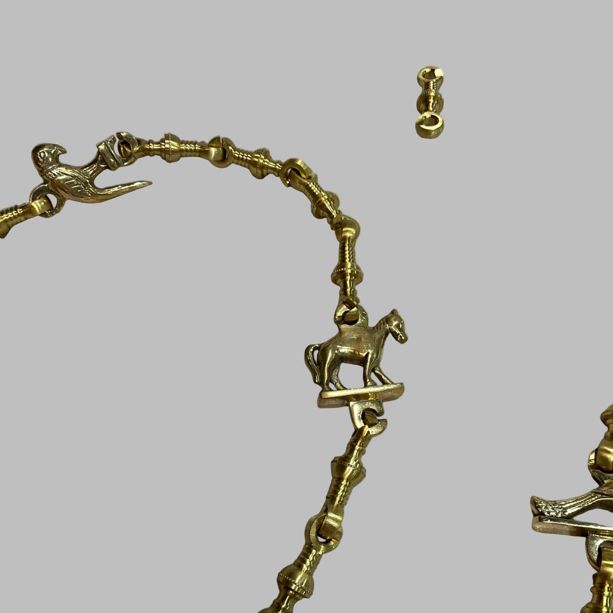 (6ft x 4 pc) Royal Brass Chain Chain