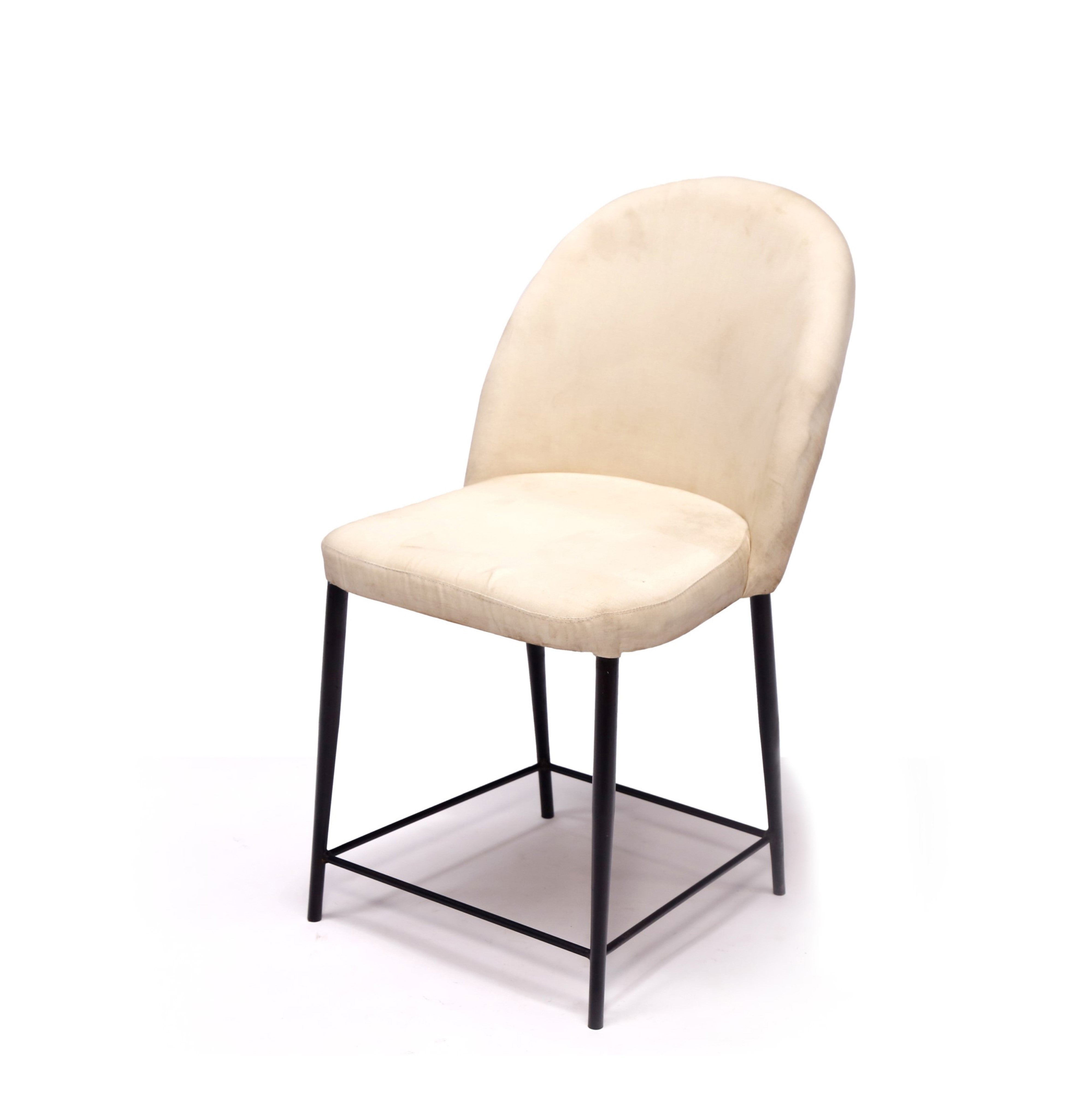 Antique Fully White Cover Handmade Metal Chair Arm Chair