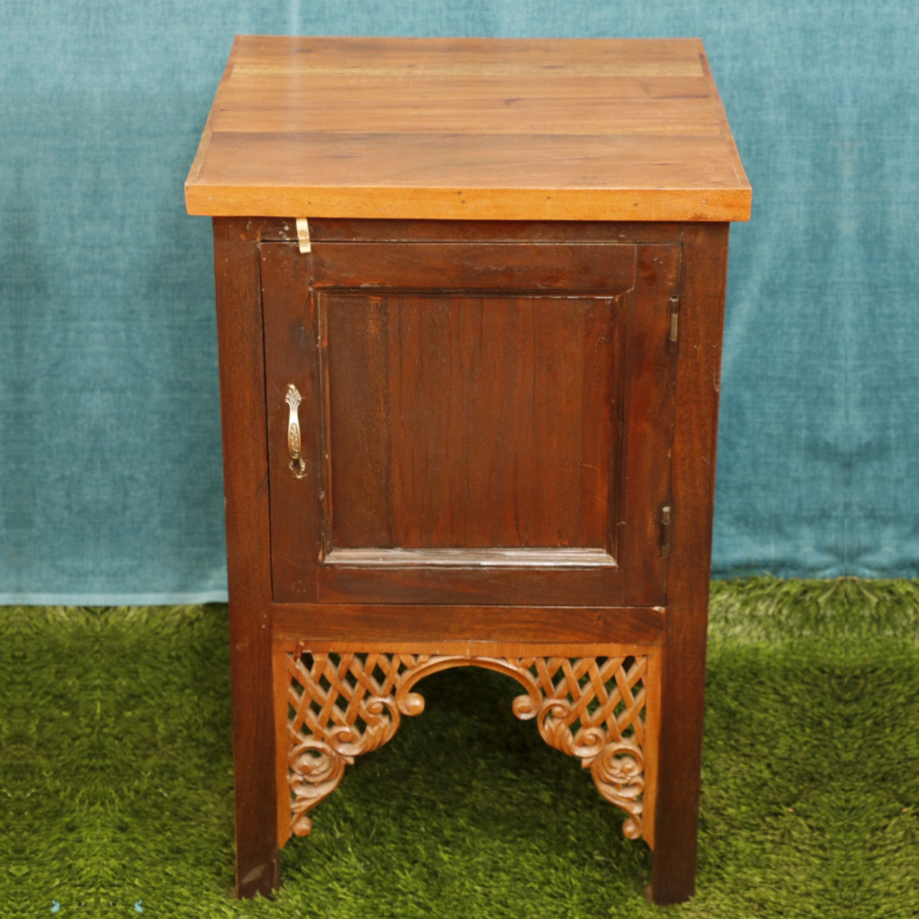 Single Door Bedside Table Bedside