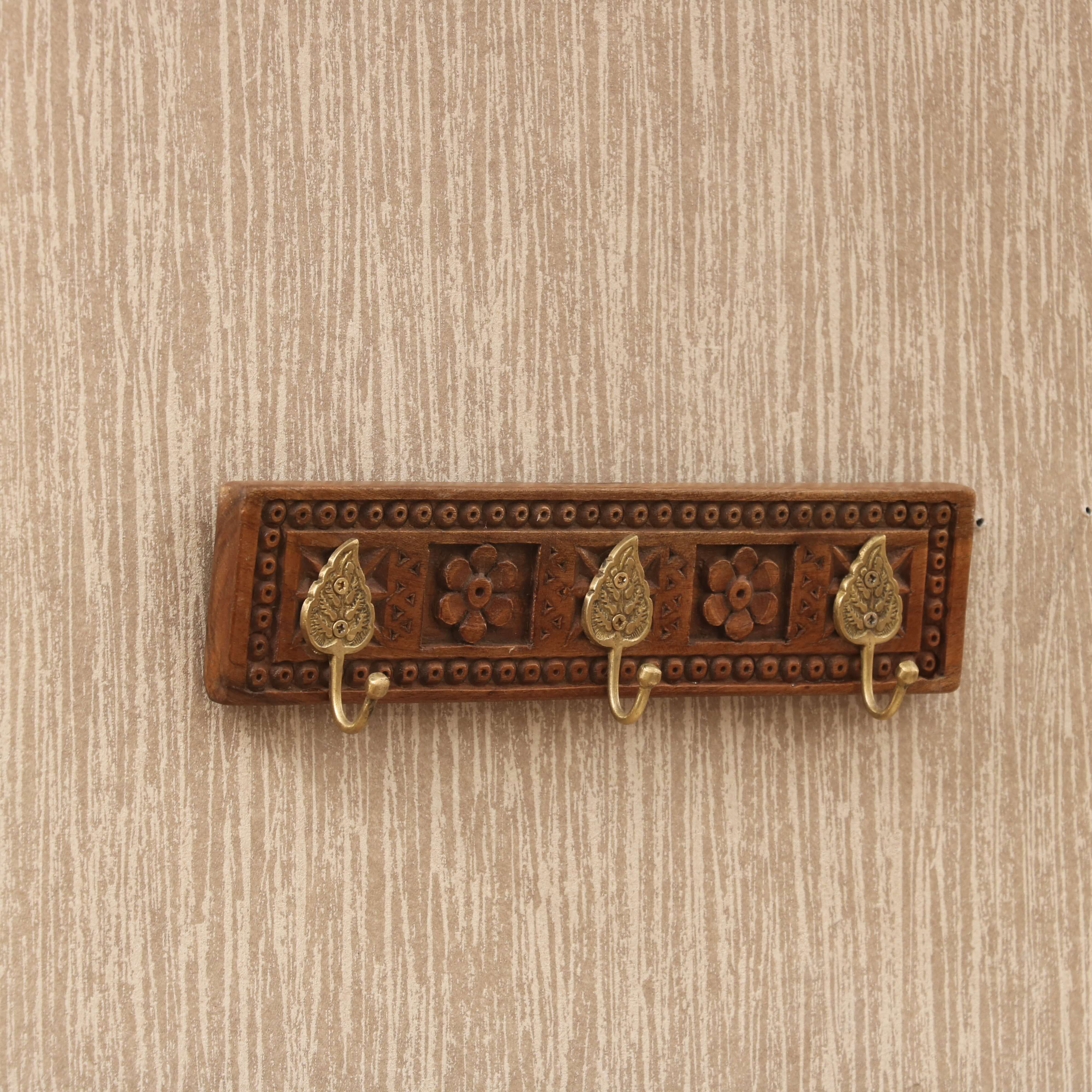 3 Hook Wooden Carved Cloth Hook Hook