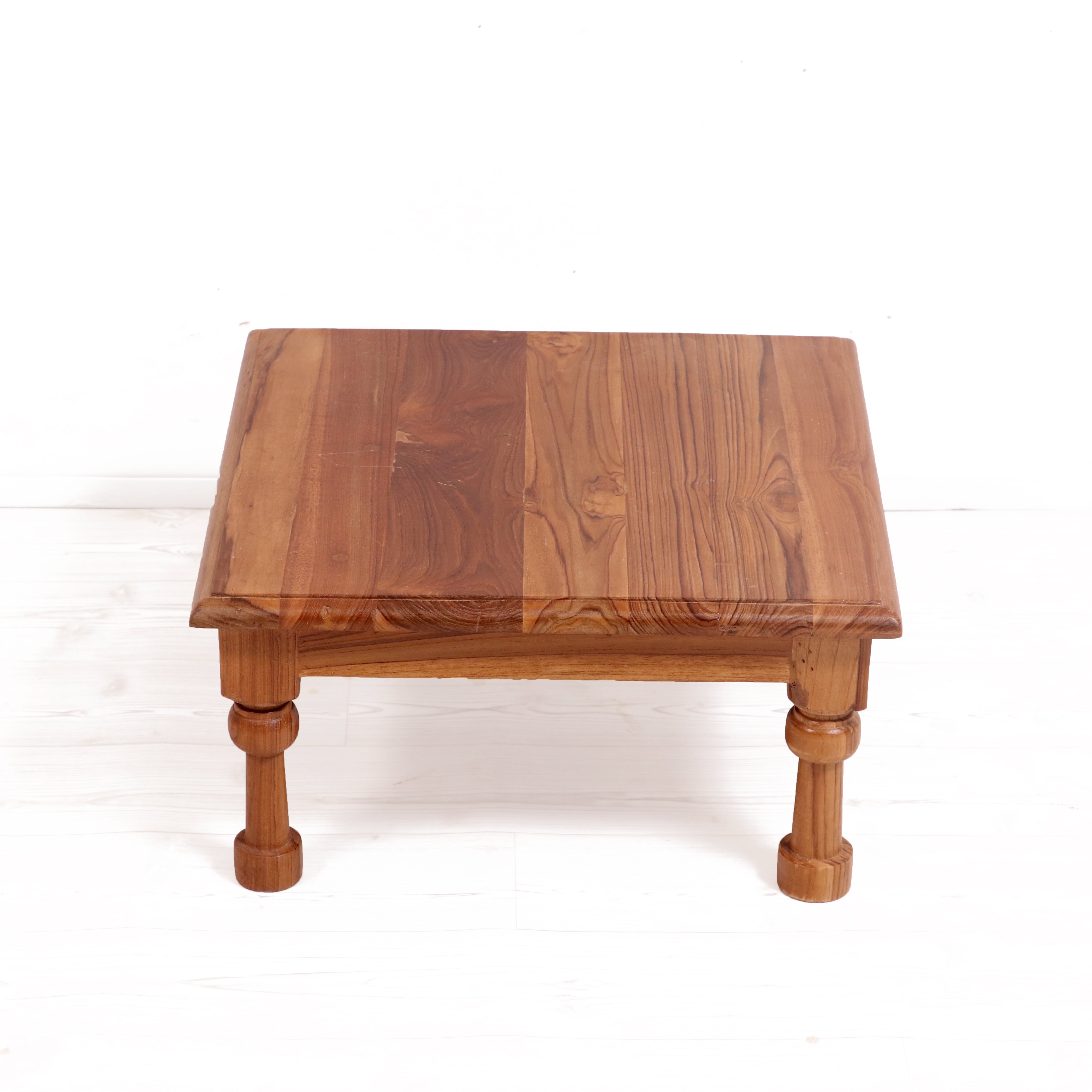 Solid teak stylish ring bajot Bajot