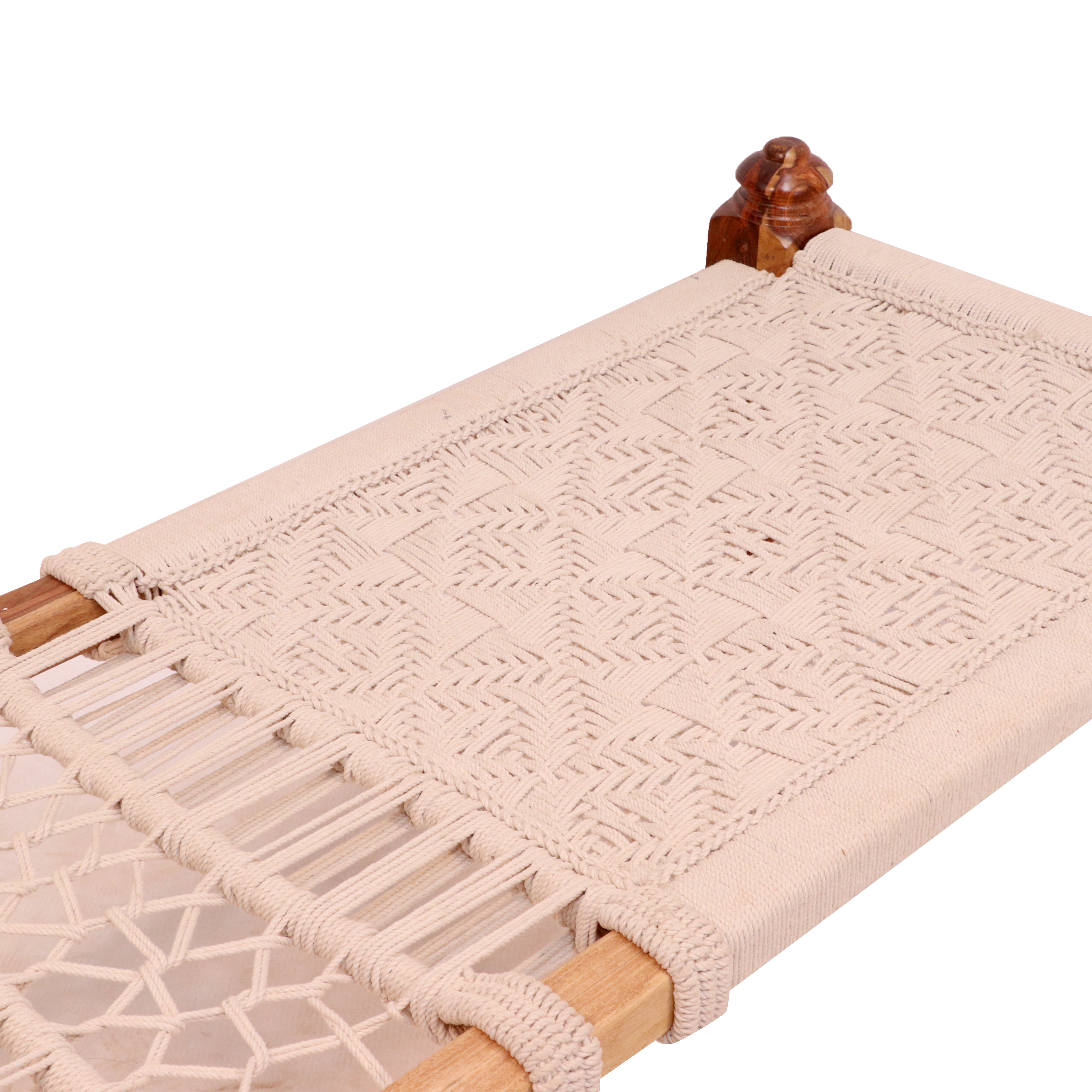 Classical Indian day bed Daybed