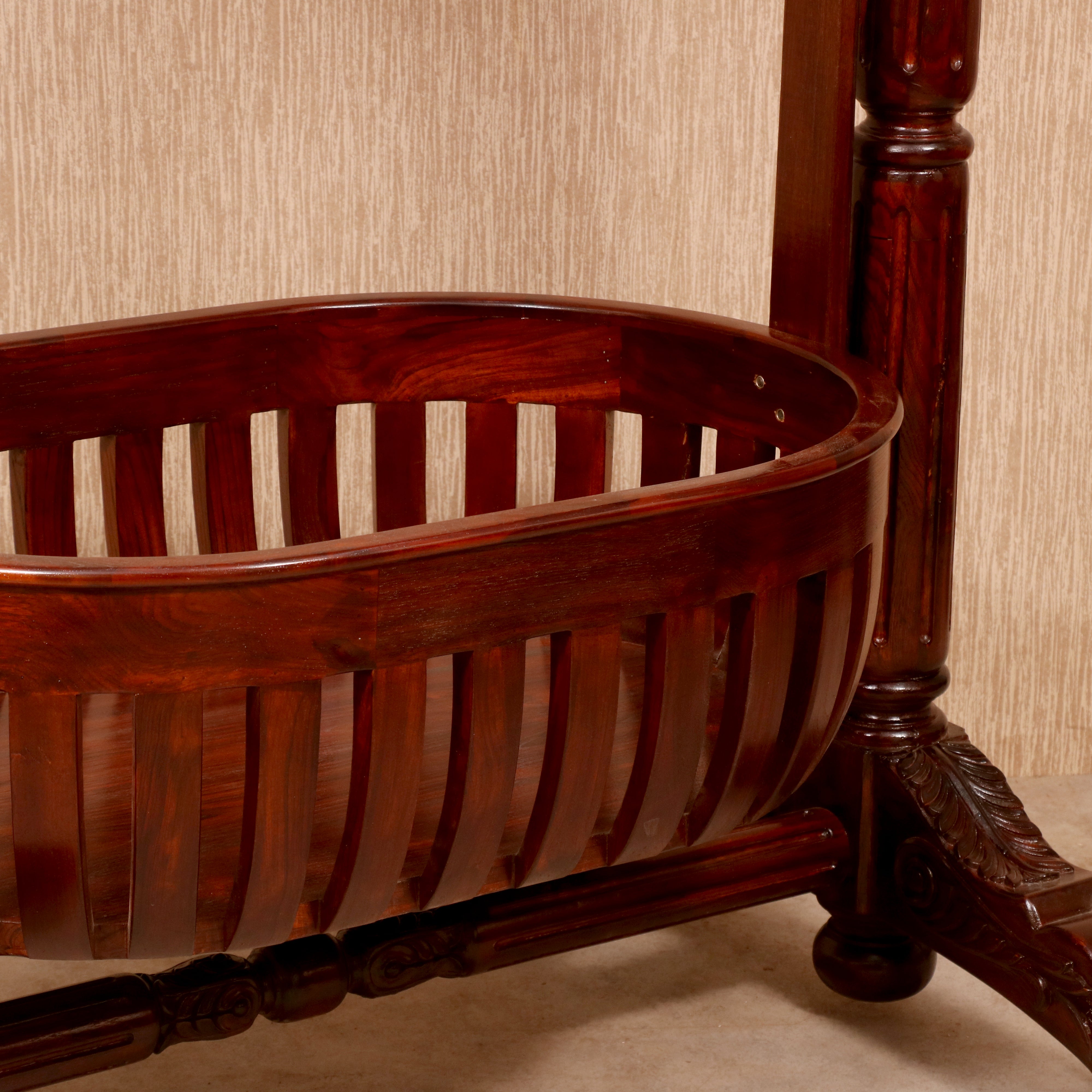 Victorian Classic Style Wooden Handmade Crib Cradle Cradle
