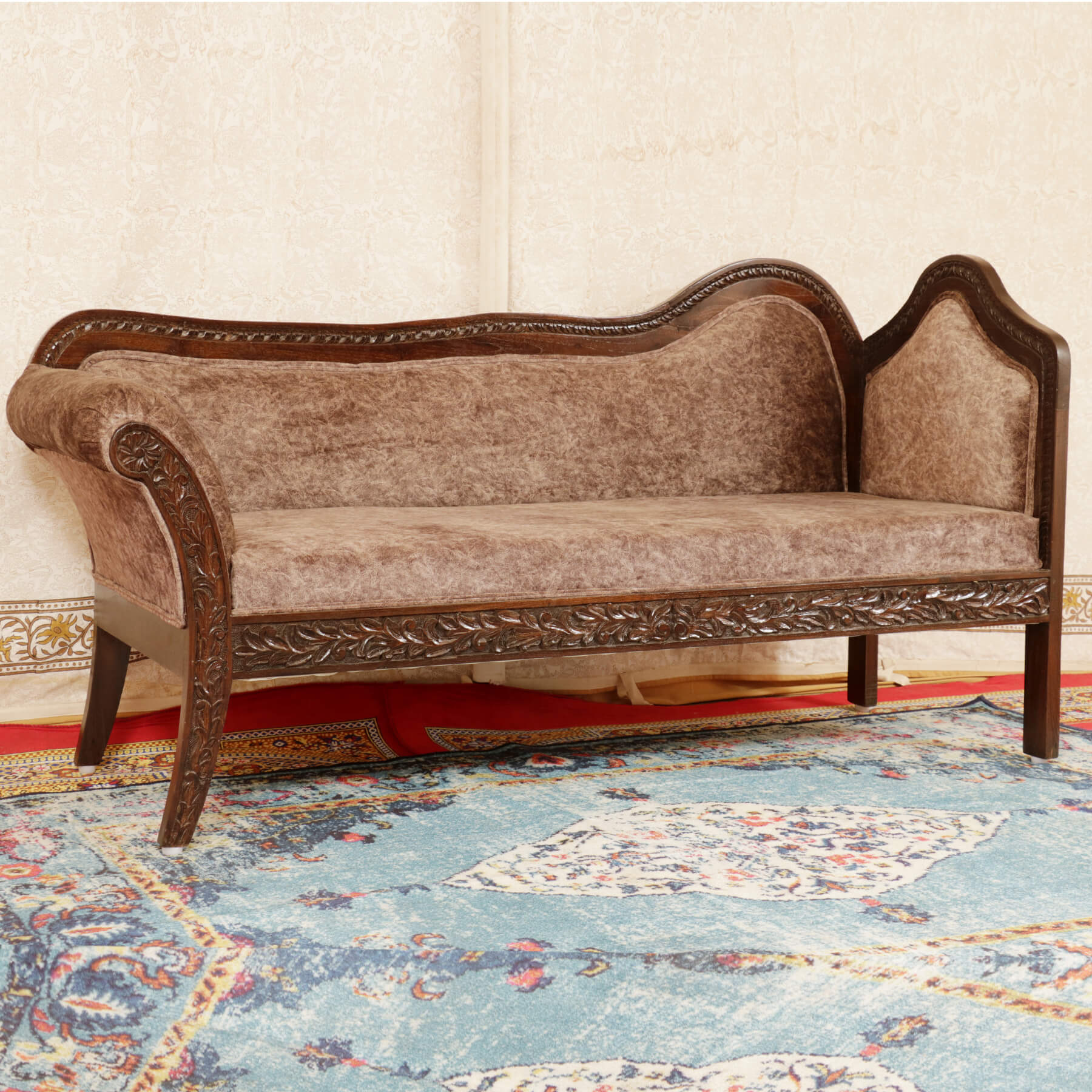 Comfortable Wood Curvy Three Seater Sofa Sofa