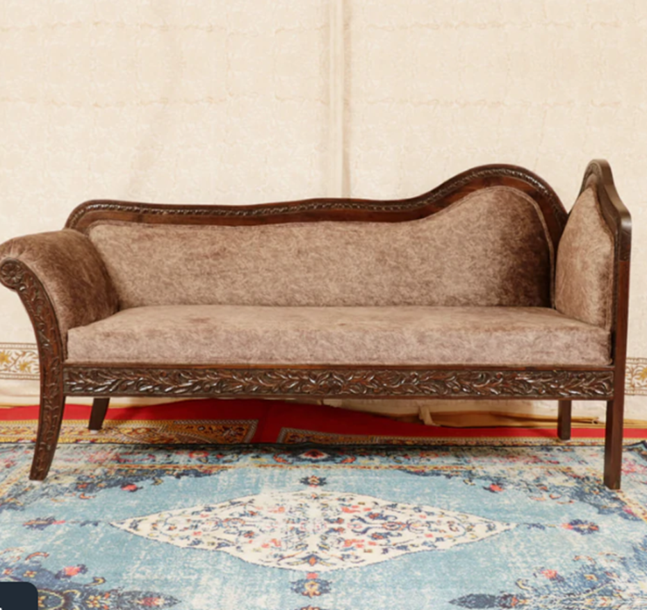 Ideal Direction for a Wooden Sofa Set and Other Furniture in a New Home