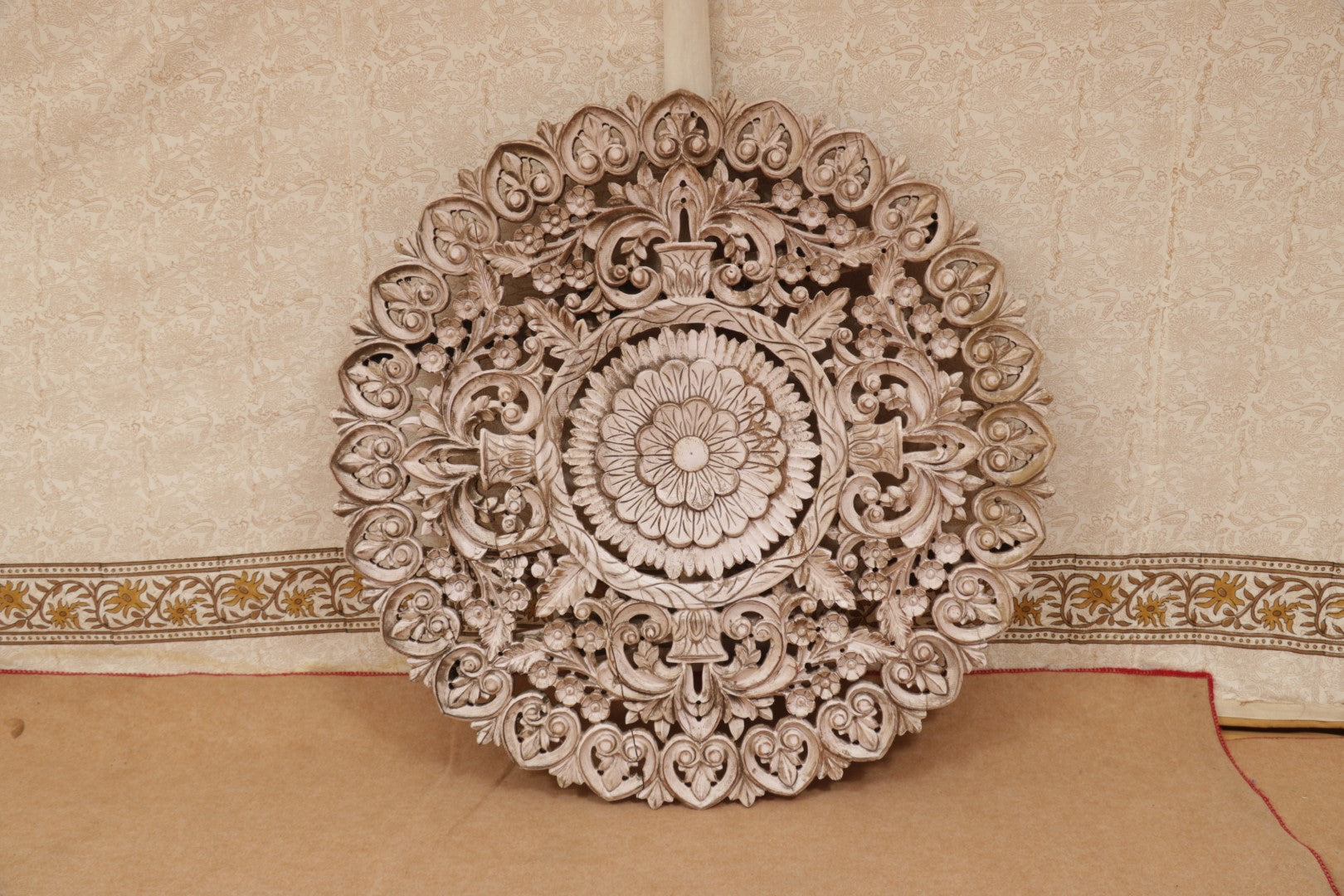 How Decorative Idols Give a Unique Impact to Living Area