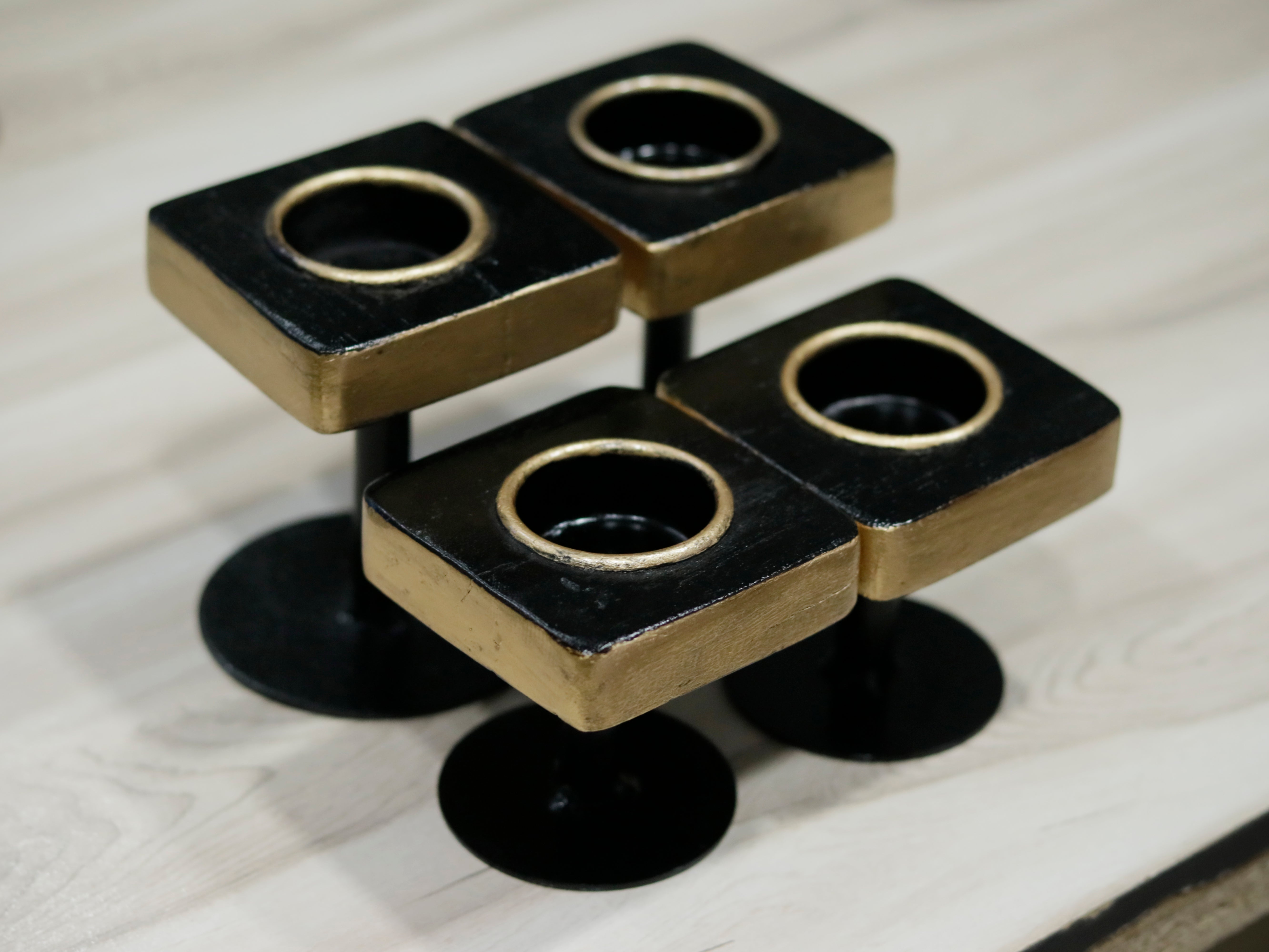 Unique Elegant Golden Black Wooden Candle Stand Set Candle Holder