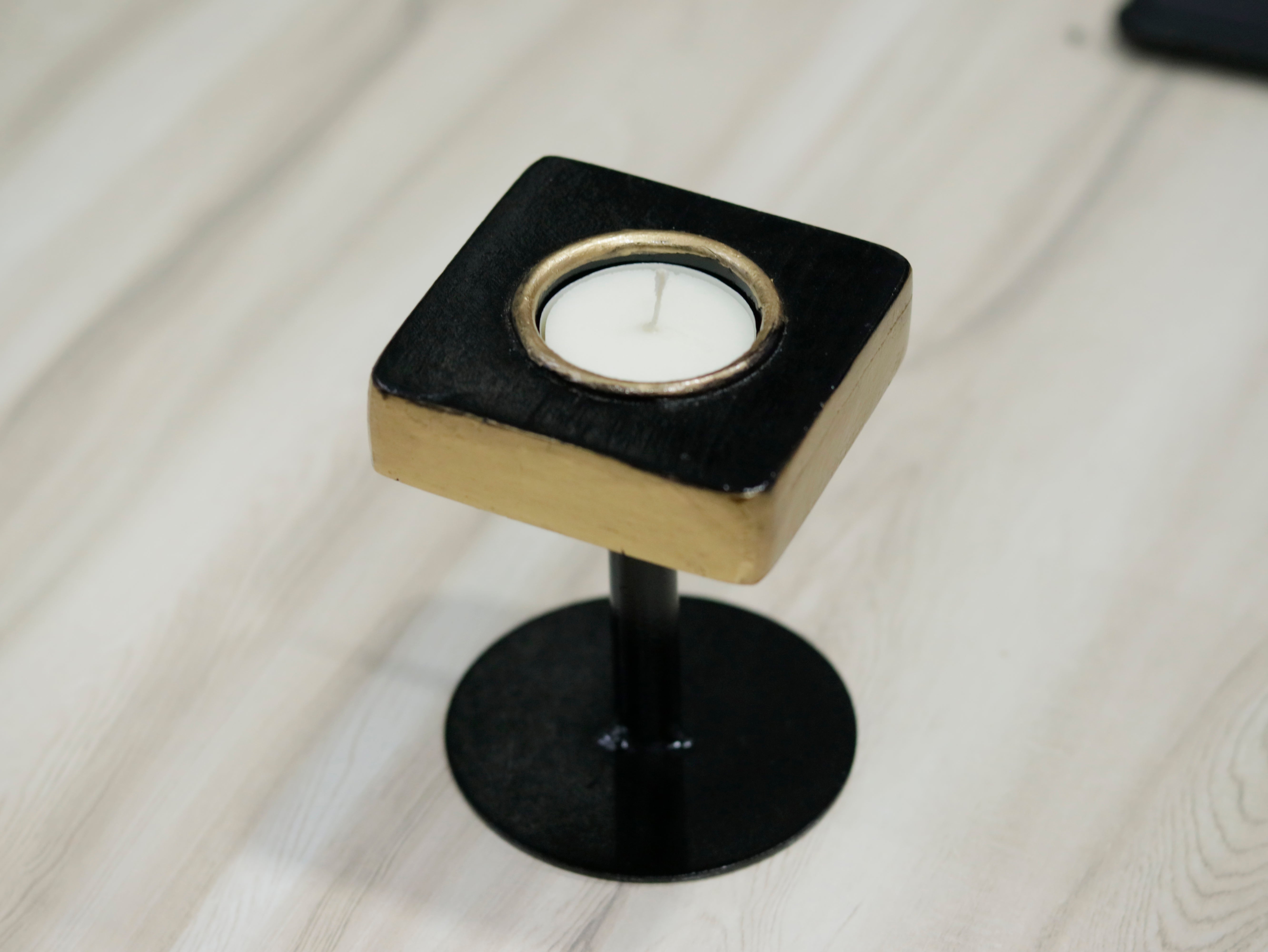 Unique Elegant Golden Black Wooden Candle Stand Set Candle Holder