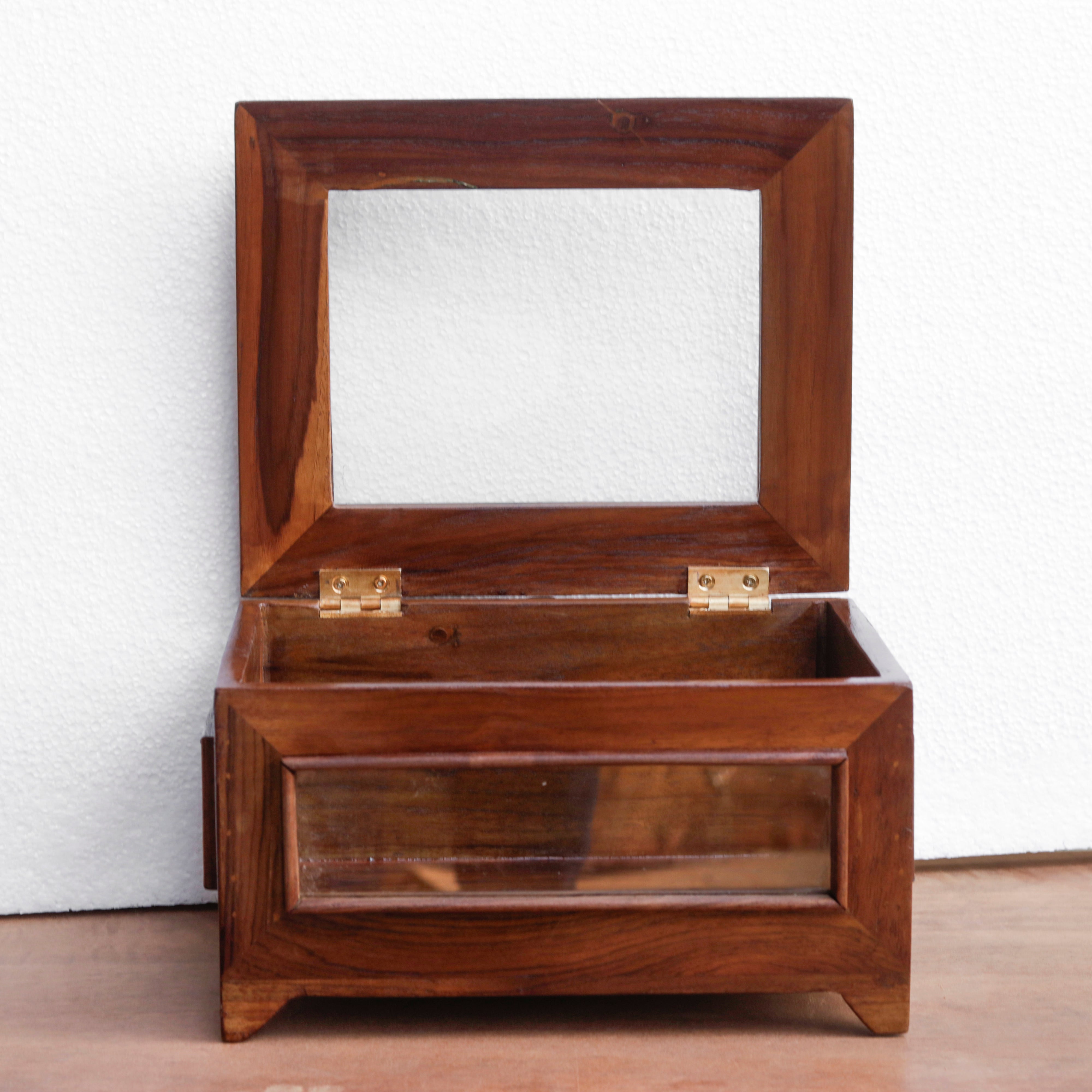 Vintage Transparent Mirror Fitted Wooden Handmade Jewelry Box Wooden Box