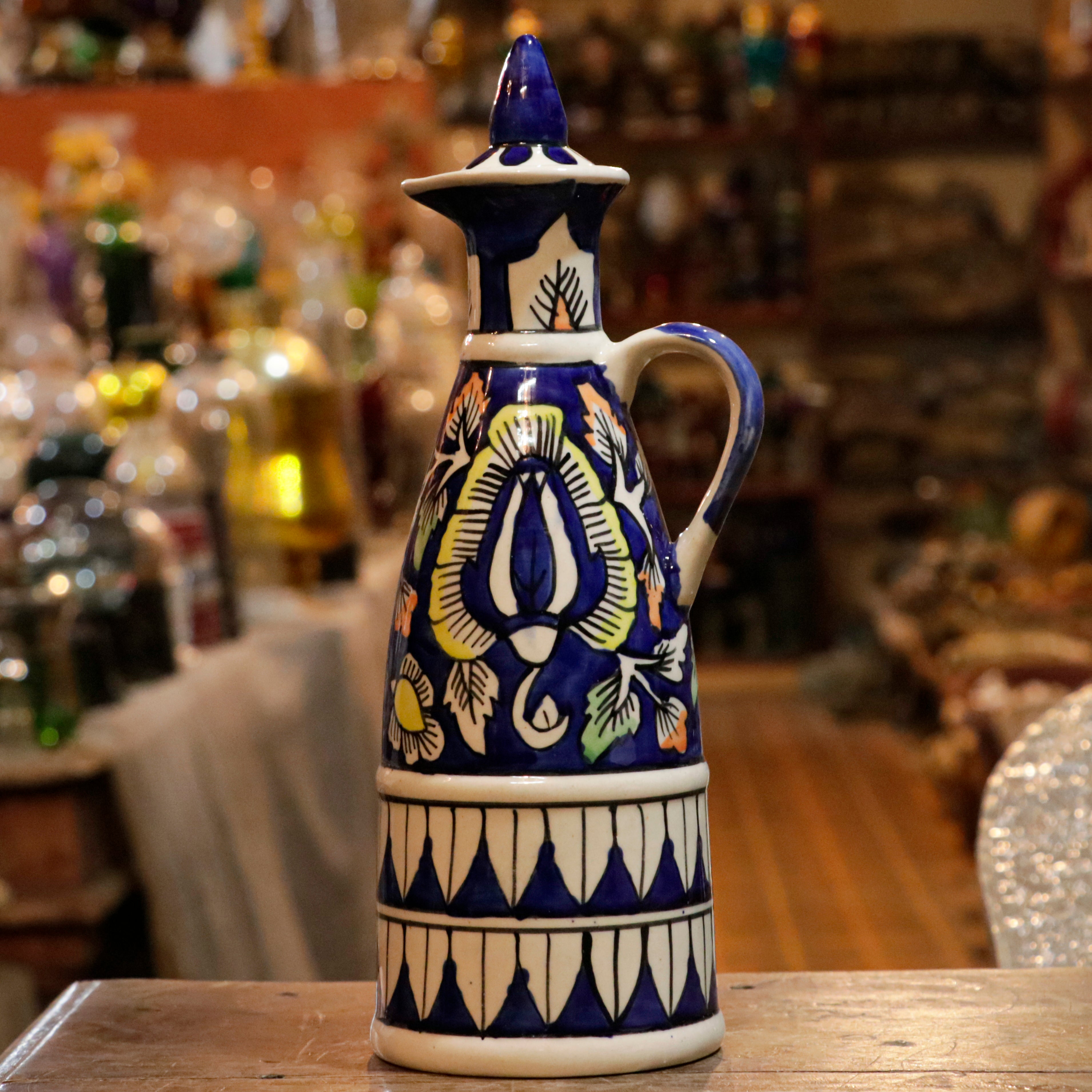 Minimalist Decent Storage Rich Hand-Painted Ceramic Oil Bottle Ceramic Bottle