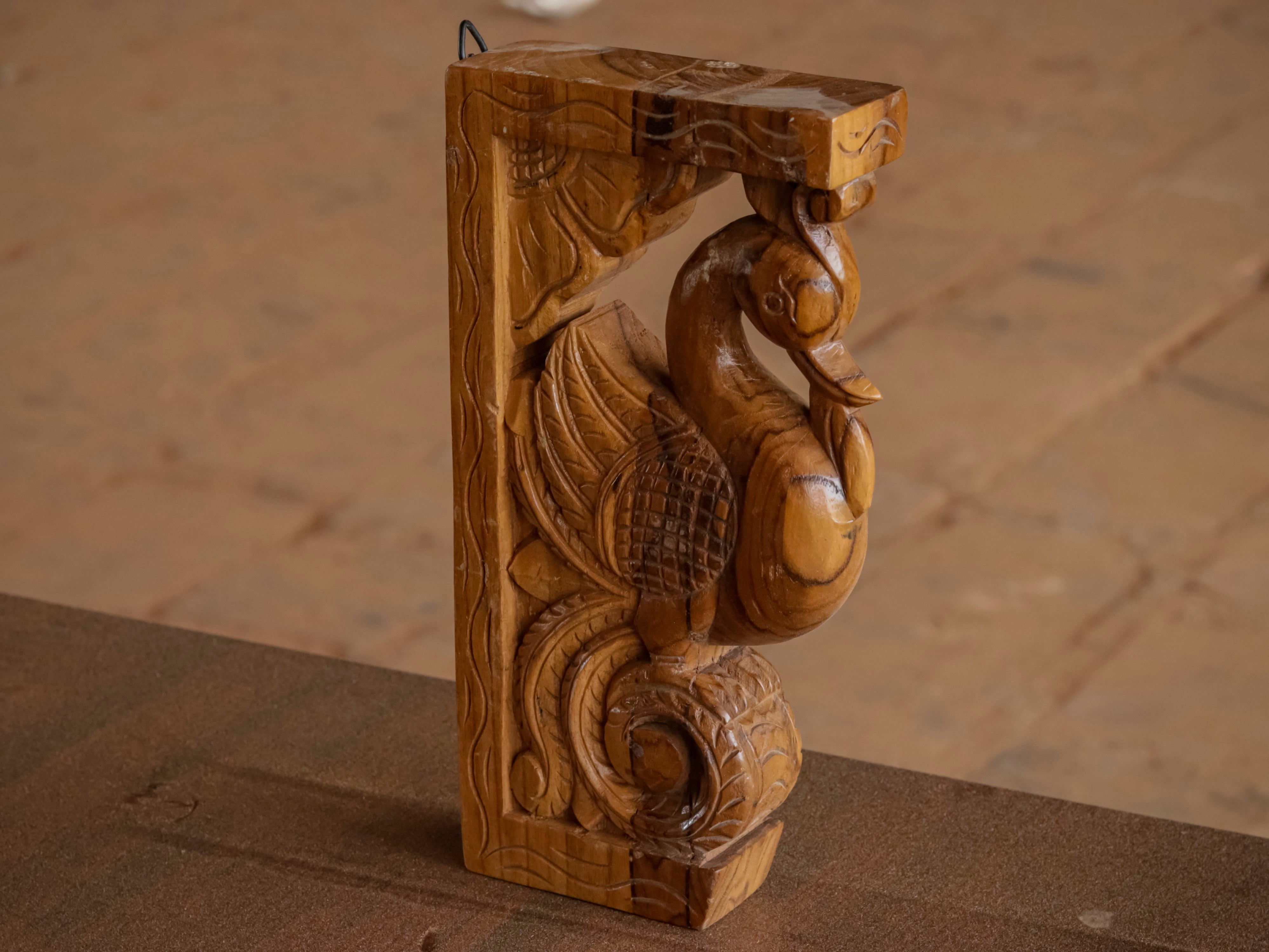 Classic Bird Solid Teak Door Bracket Door Bracket