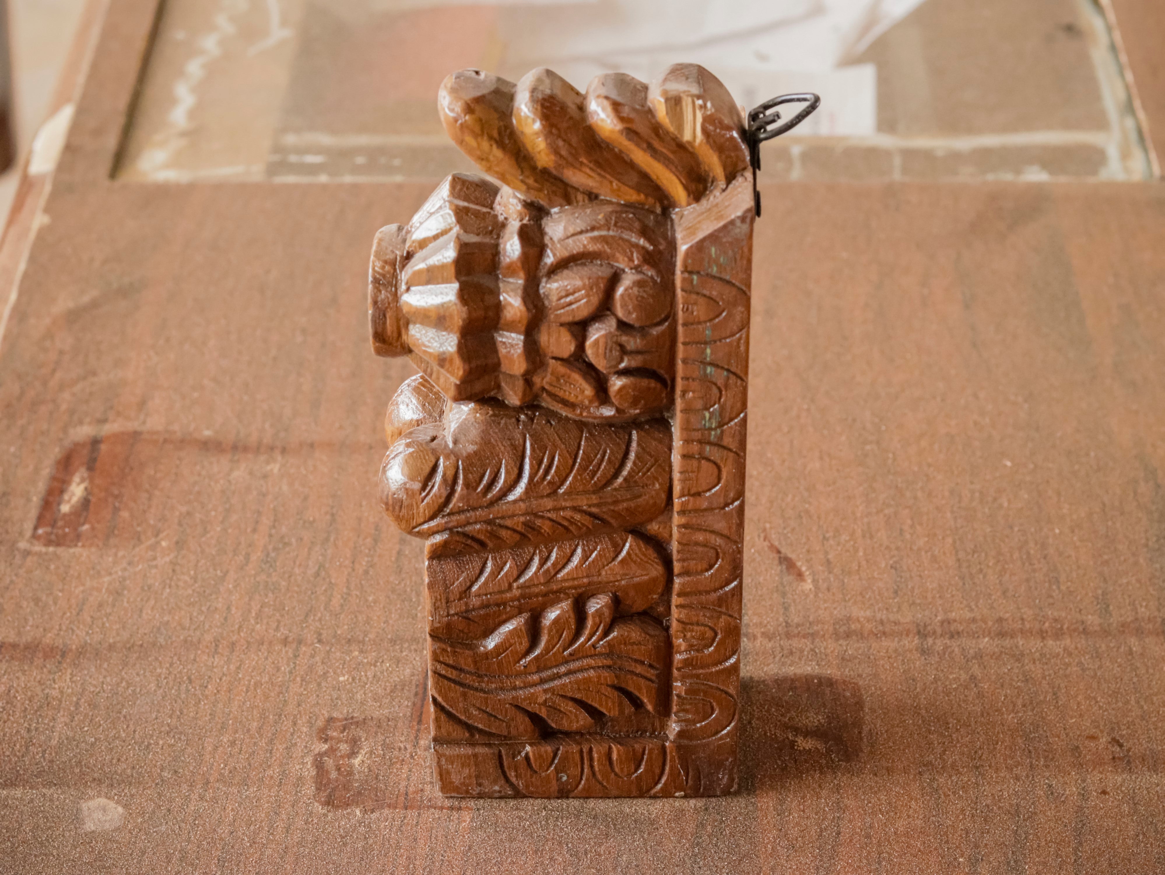 Wooden classical traditional door bracket Door Bracket