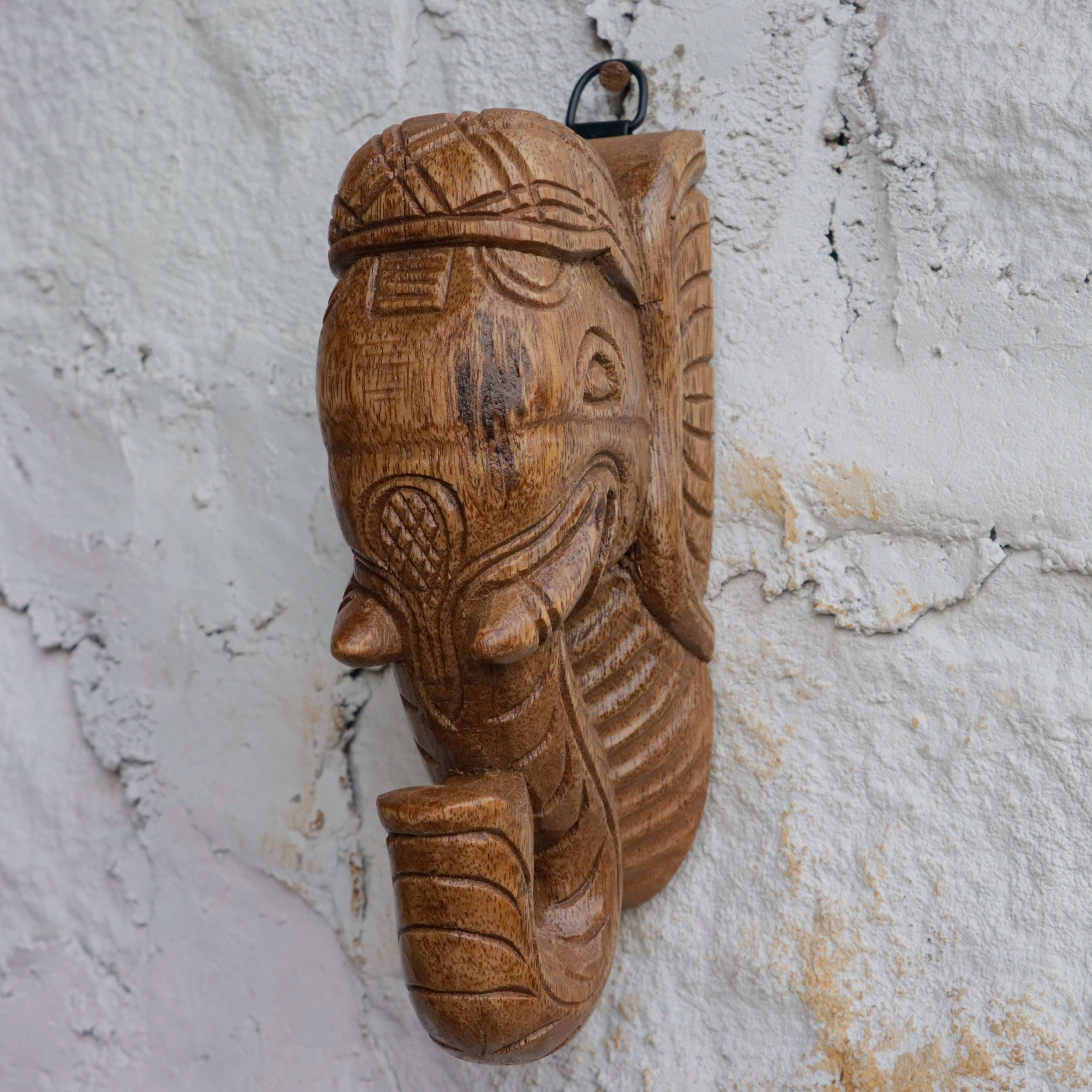 Wooden Elephant Head Door Bracket Door Bracket