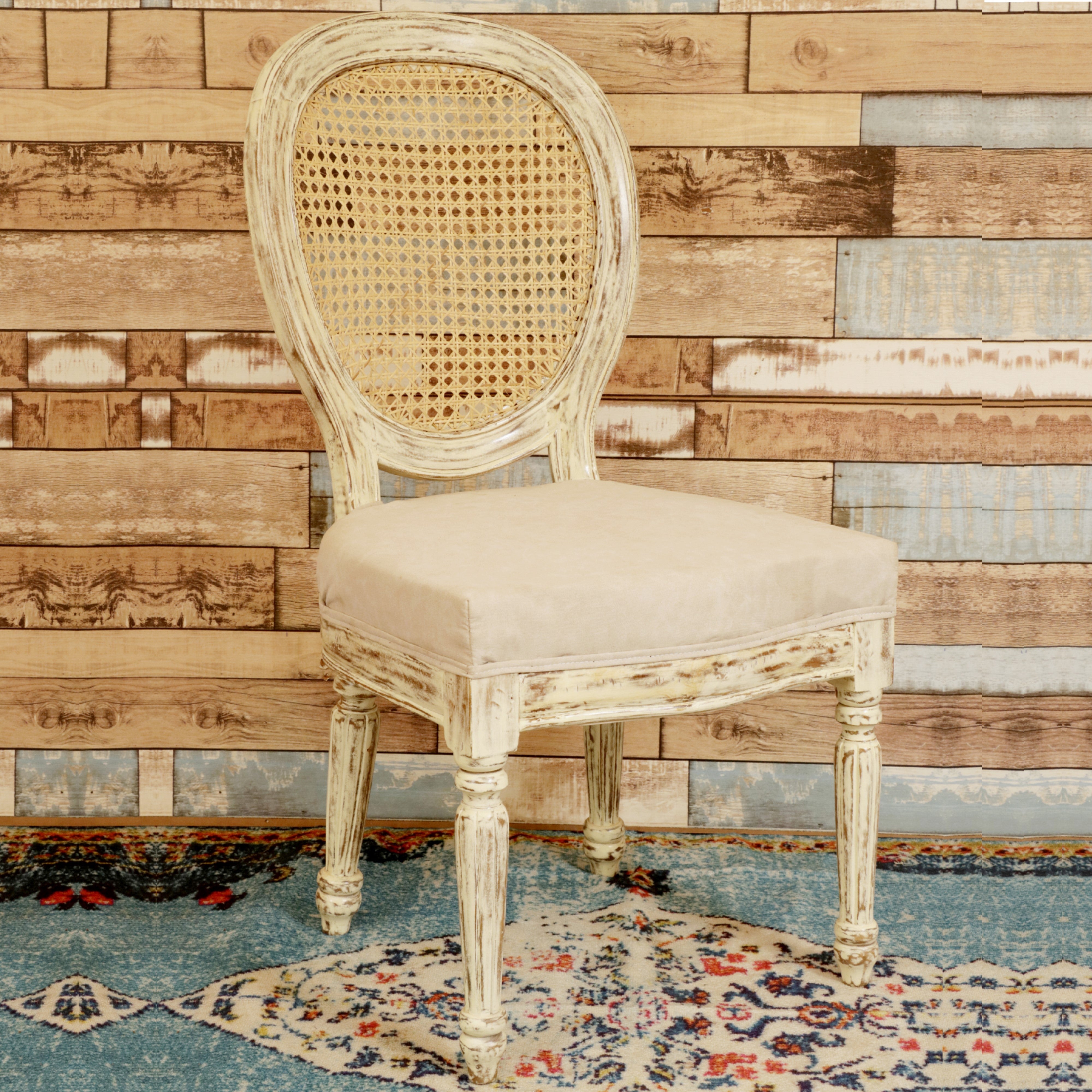 (Set of 2) Distressed White Comfort Chair Dining Chair