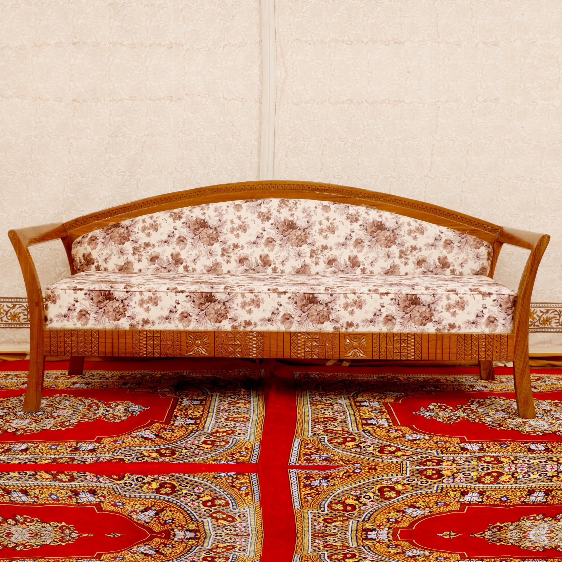 Wooden Traditional simple teak 3 Seater Sofa Sofa