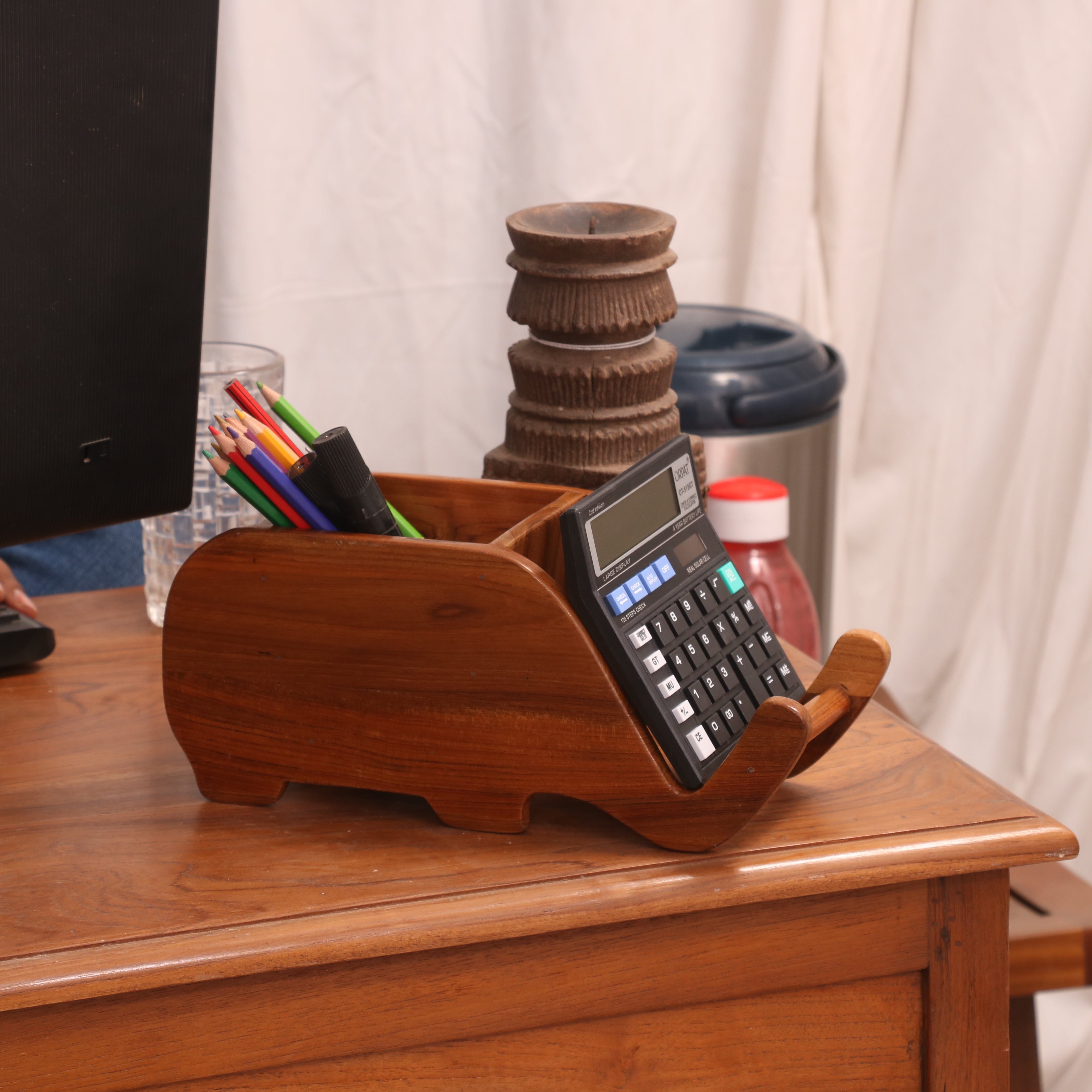 Simple Elephant Organizer Desk Organizer