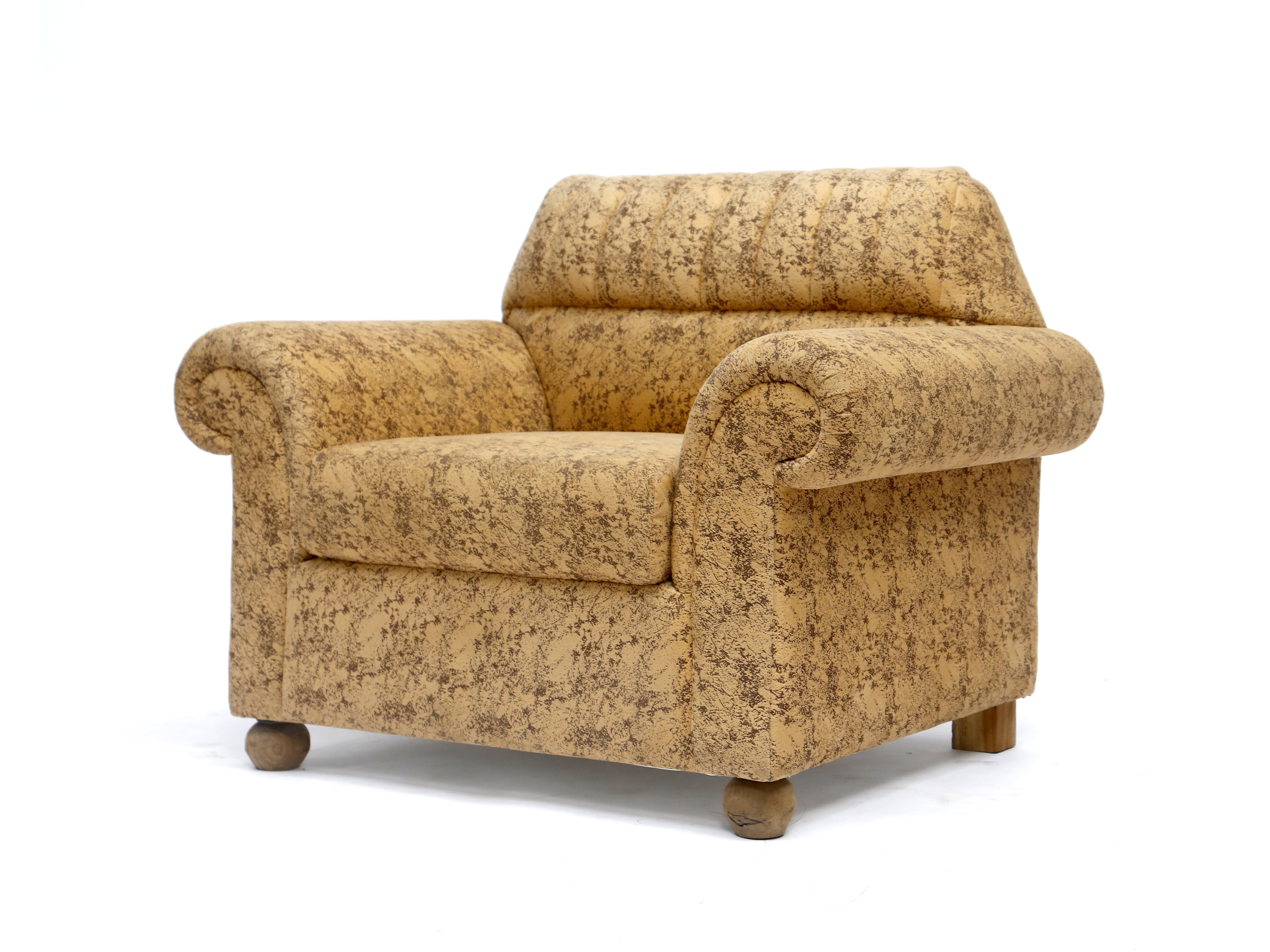 Simple Single Seater Couch Sofa